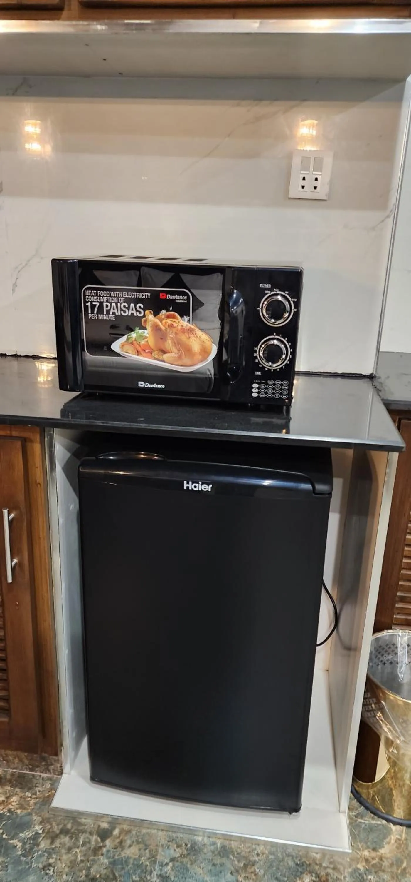 minibar in Lawrence View Hotel, Lahore