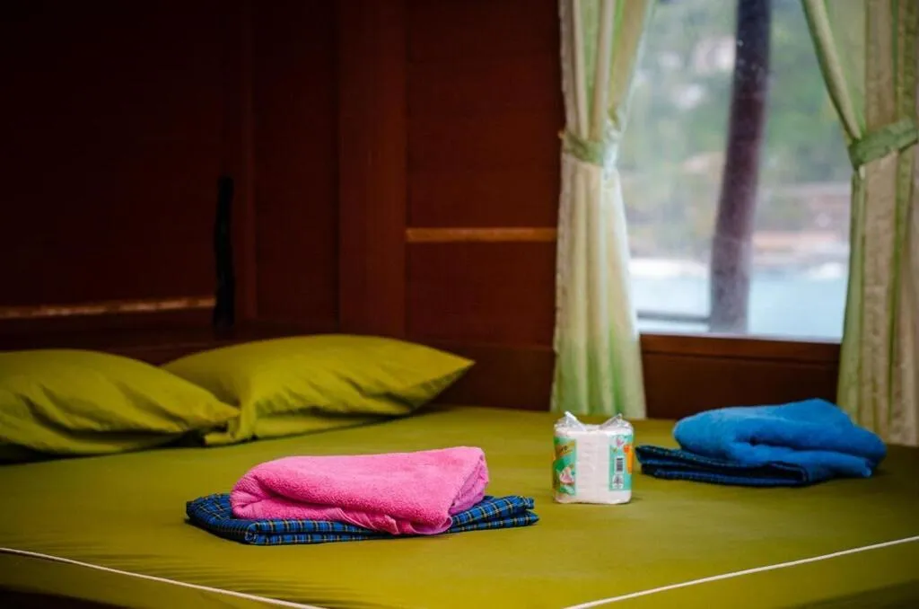 Bed in OK2 Mamajim Bungalows