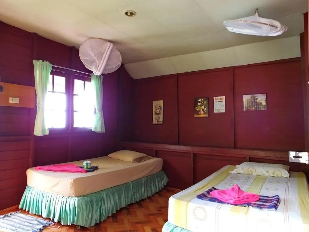 Bed in OK2 Mamajim Bungalows