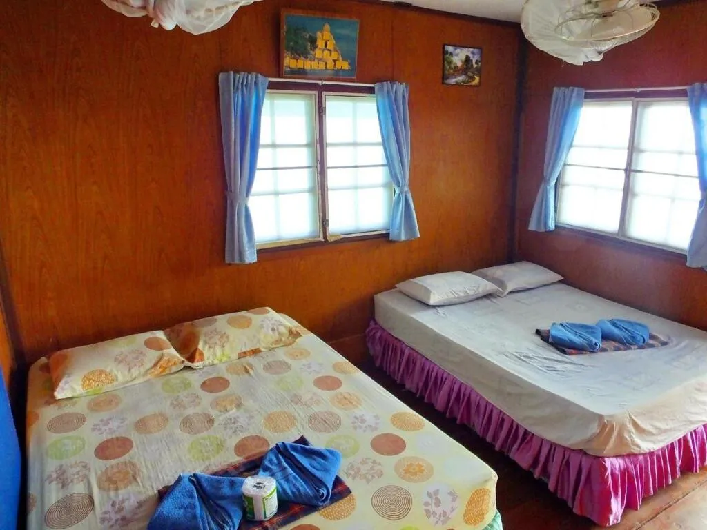 Bed in OK2 Mamajim Bungalows