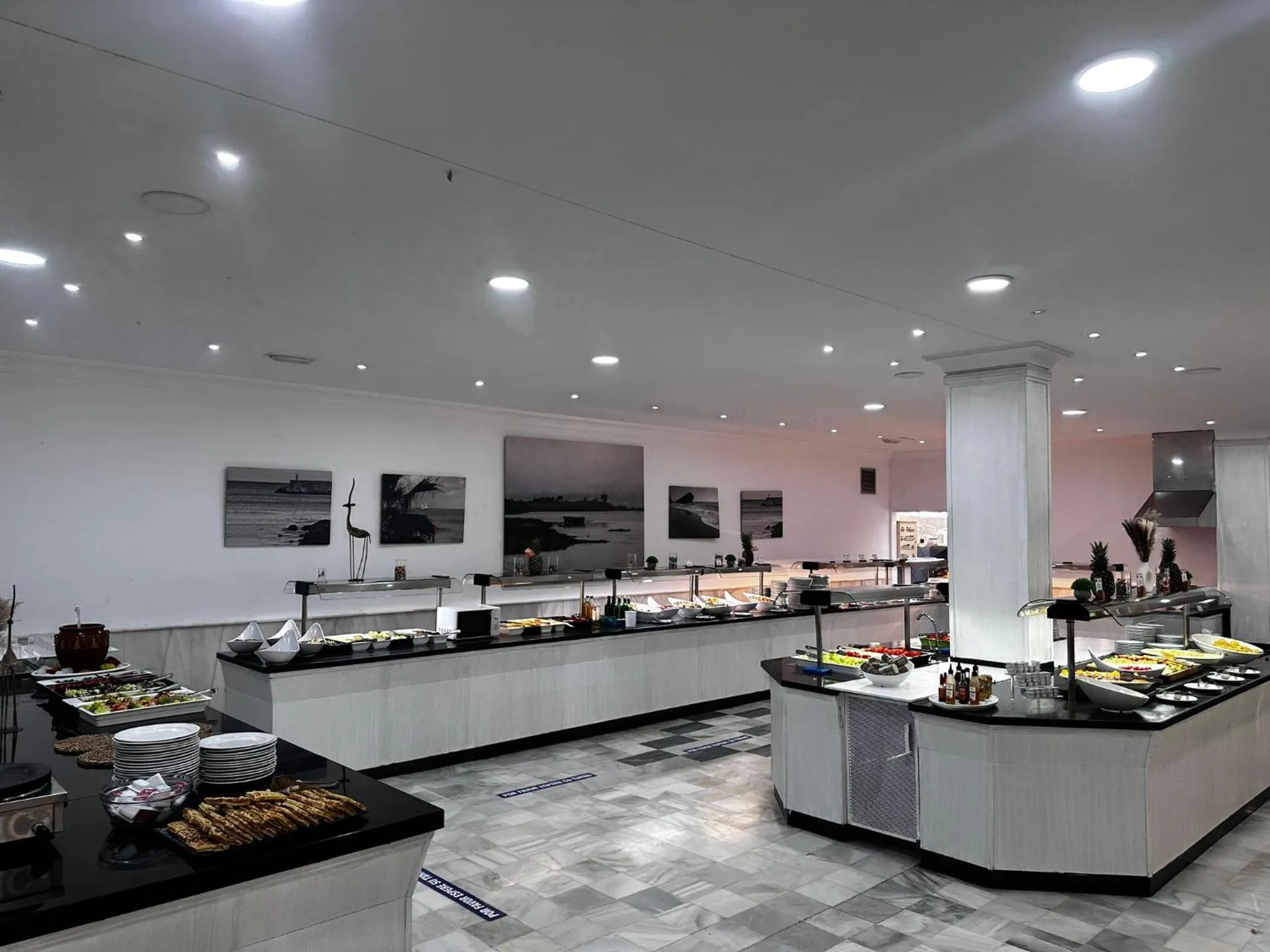 Meals in Bahía Serena