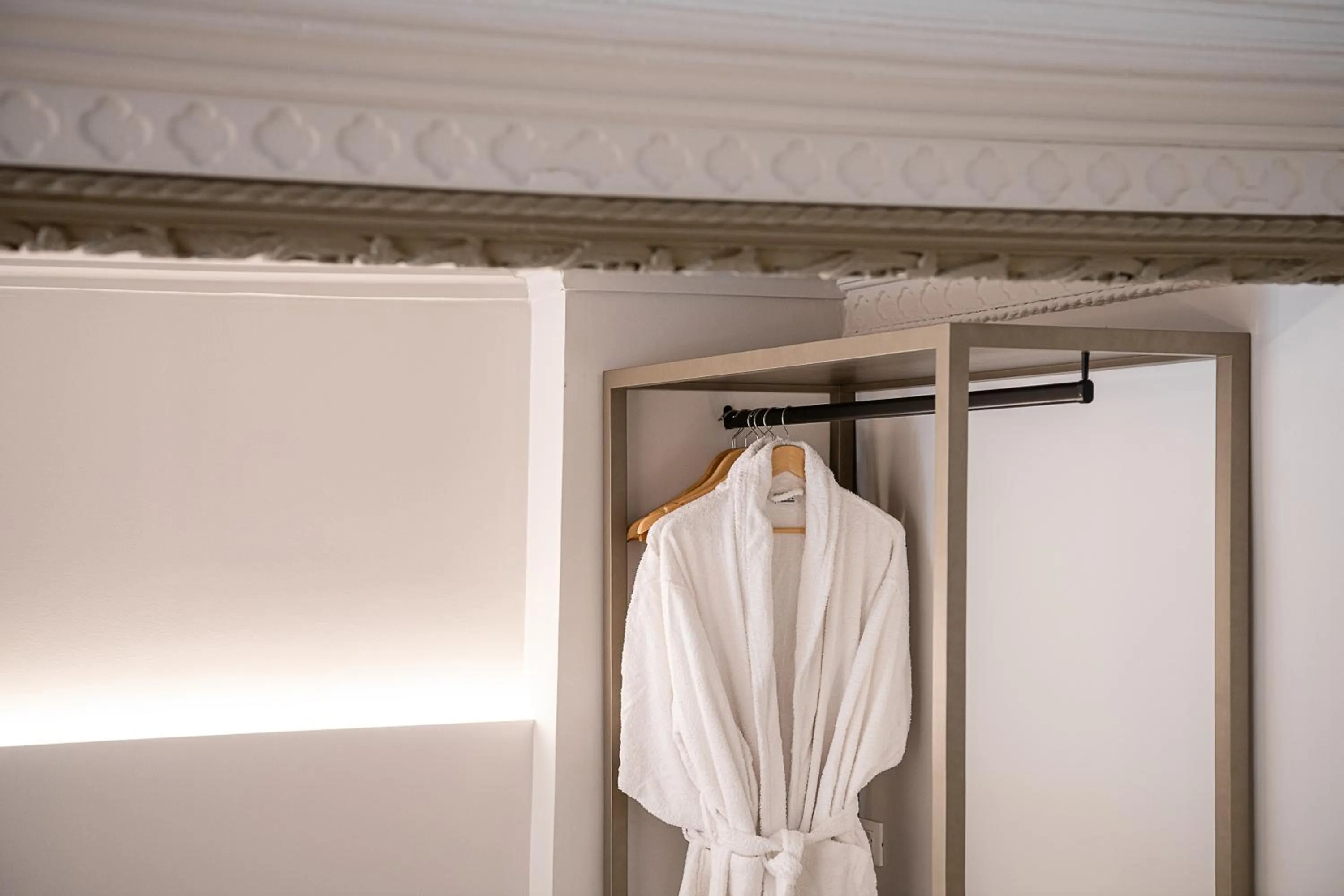 wardrobe in Elia Erato