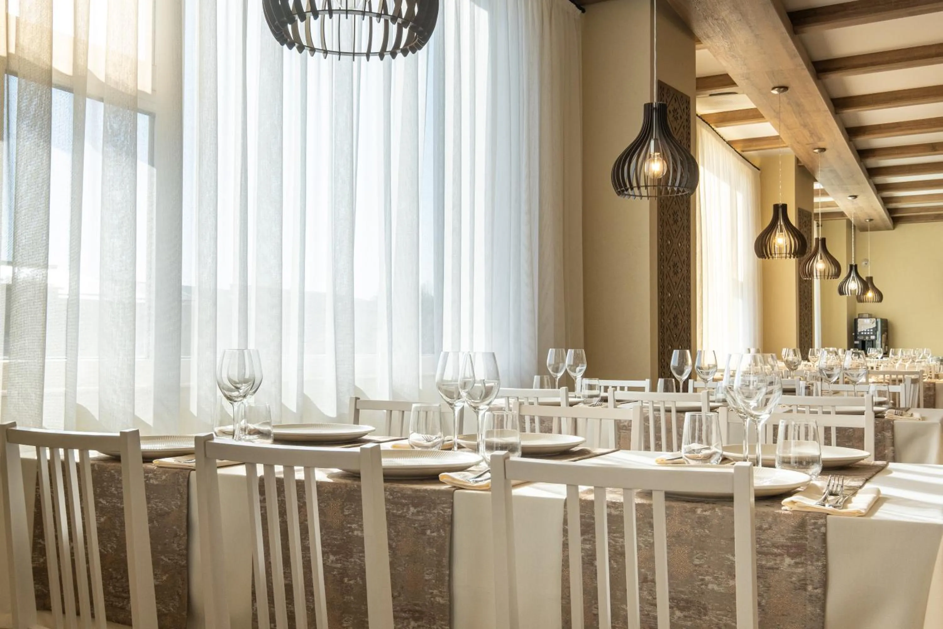 Evening entertainment in Fiald Hotel & Spa