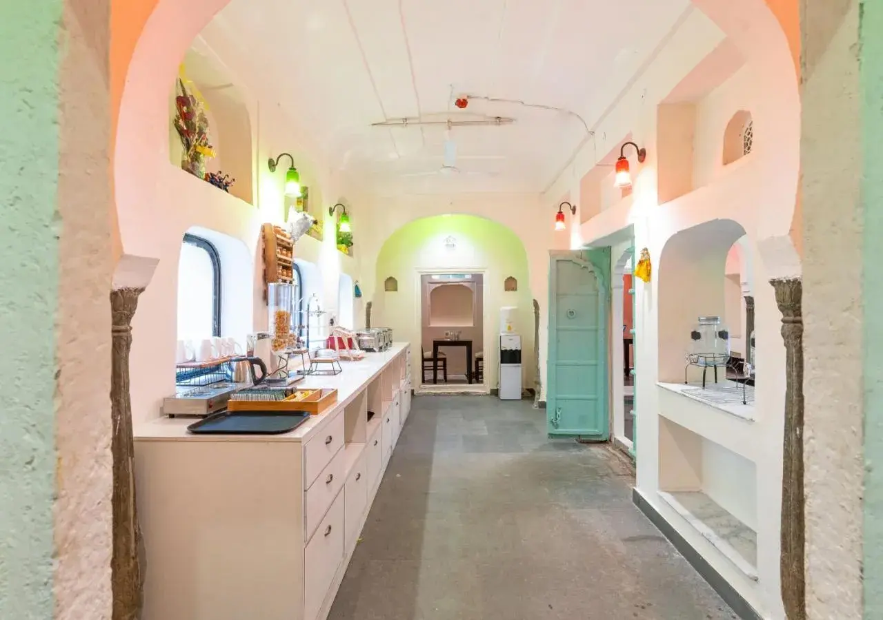 Breakfast in Bloom Boutique - Chelon Haveli Breakfast in Bloom Boutique - Chelon Haveli