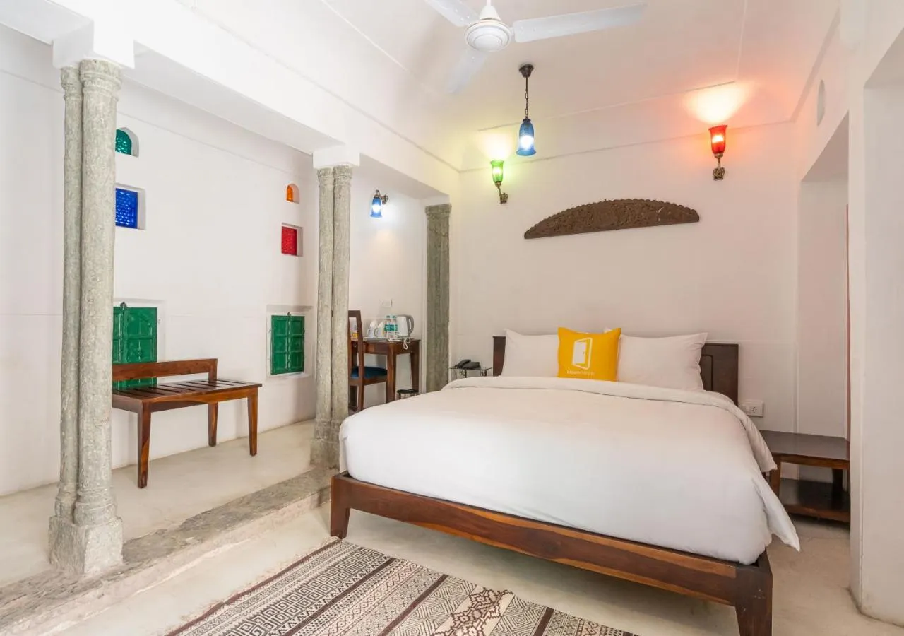 Bedroom, Bed in Bloom Boutique l Chelon Haveli