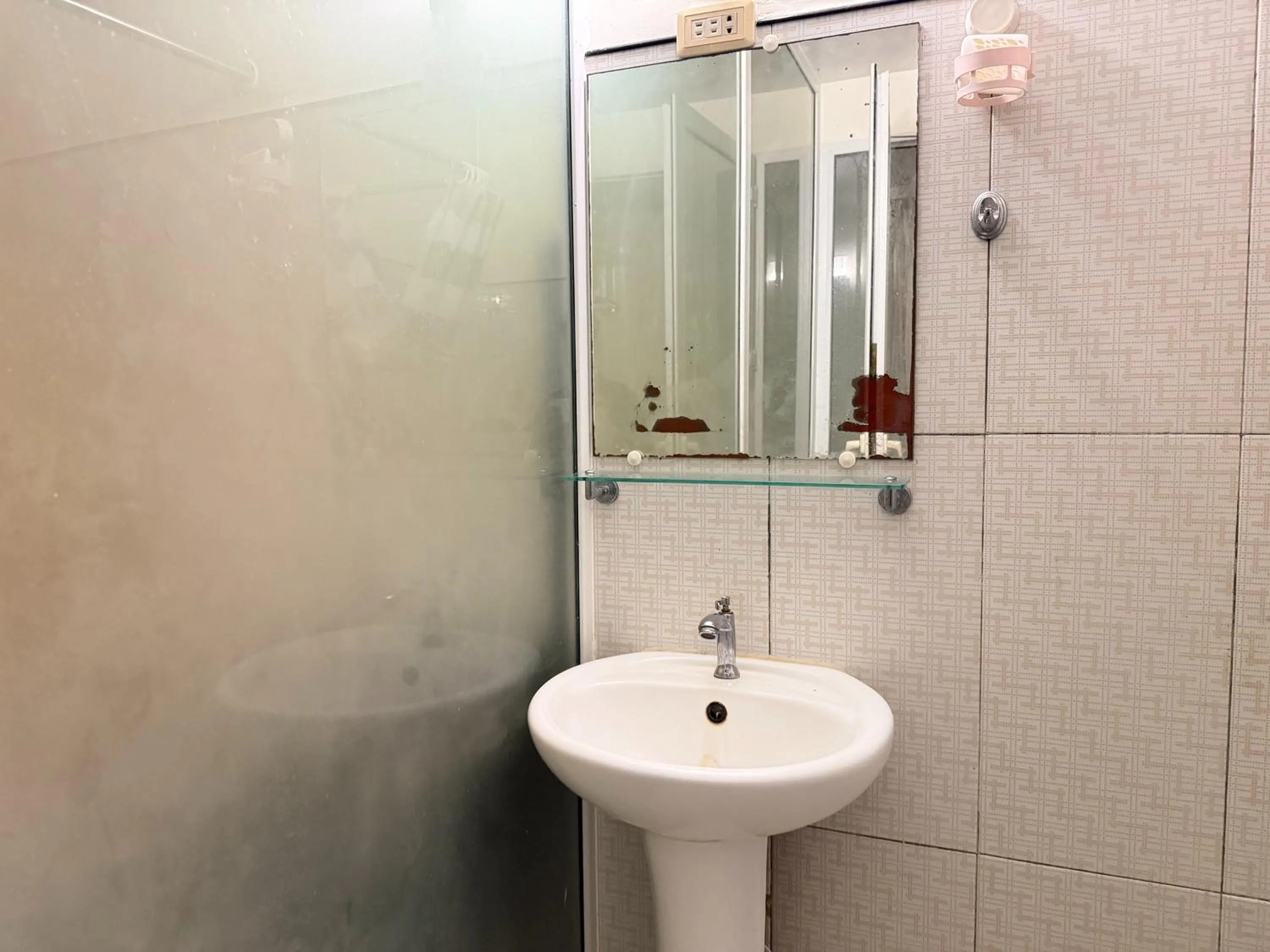 Bathroom in SEAVIEW BEACH RESORT