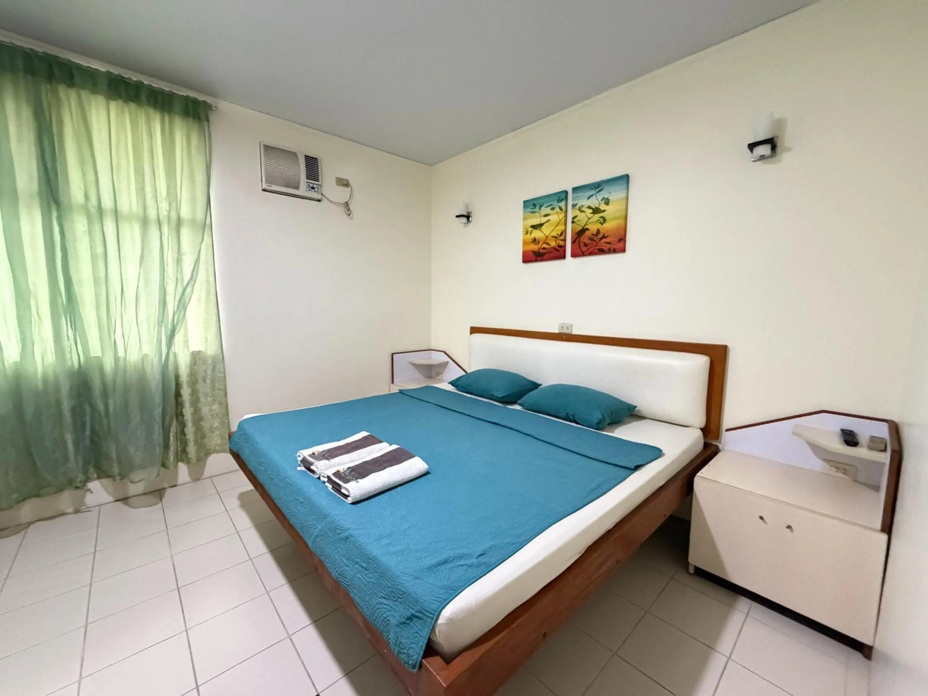 Bed in SEAVIEW BEACH RESORT