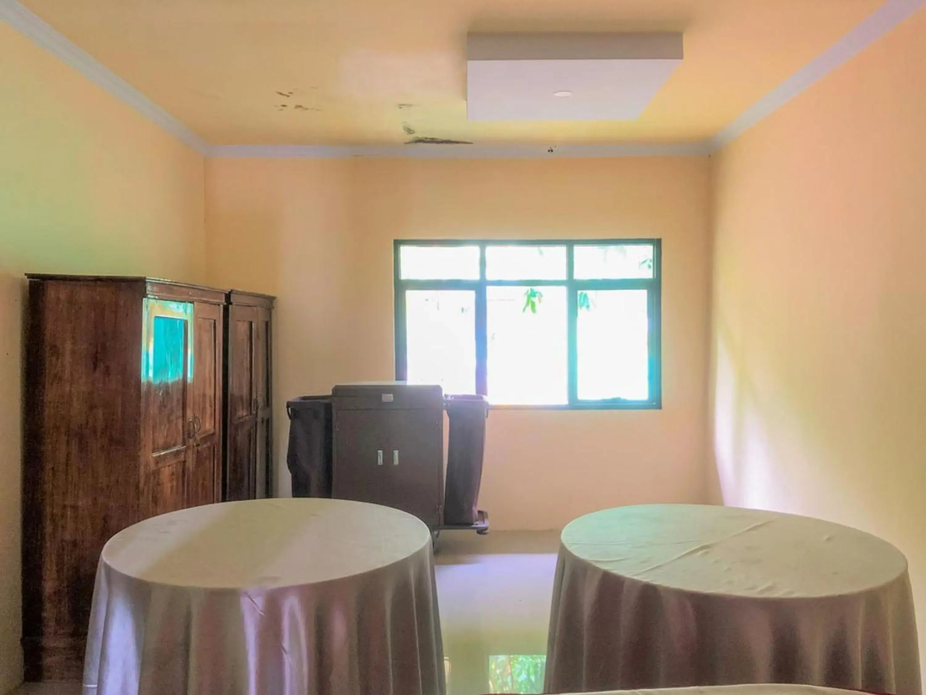 Living room in Edotel SMKN 2 Pinrang Mitra RedDoorz Living room in Edotel SMKN 2 Pinrang Mitra RedDoorz