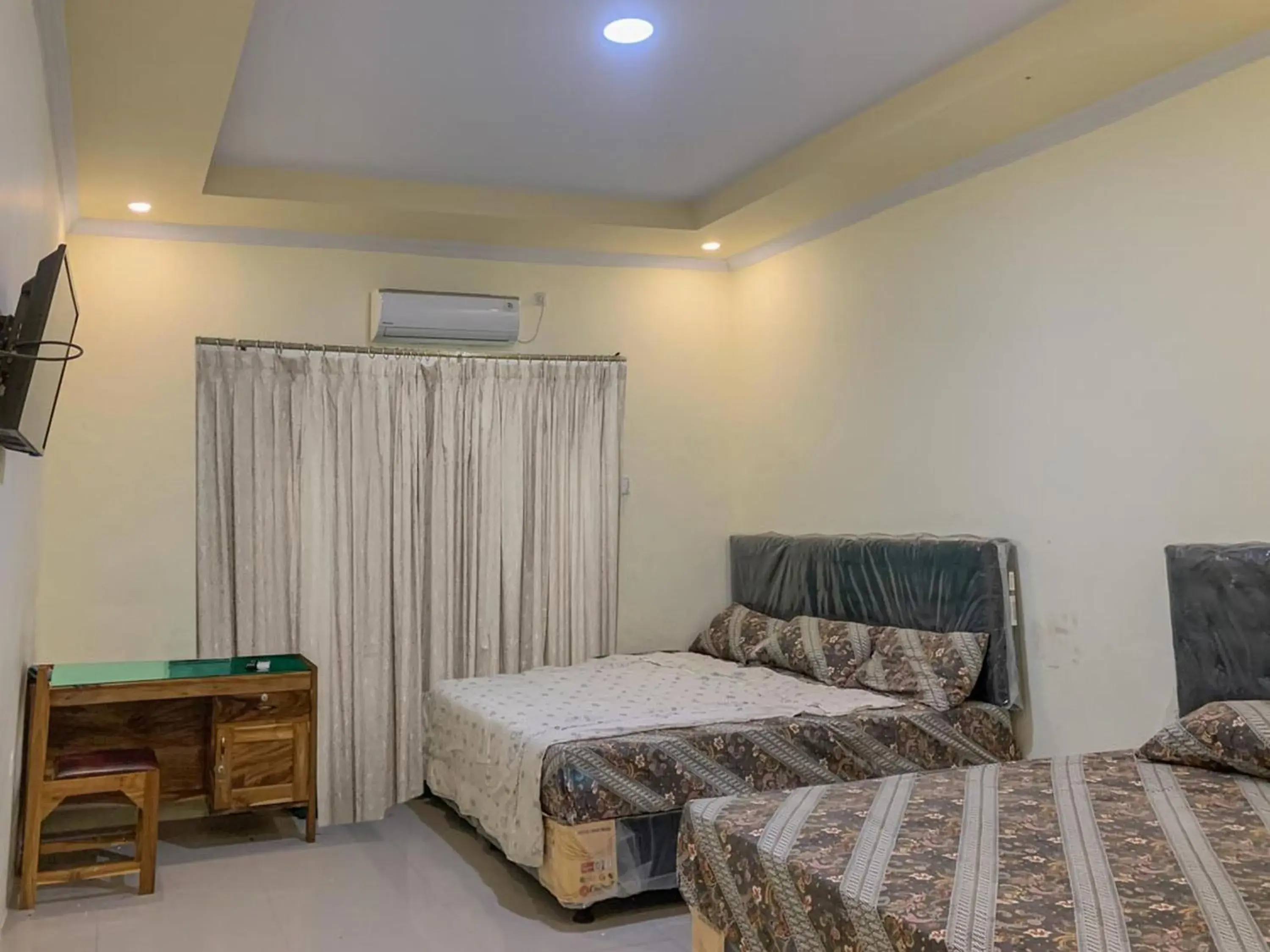 Bedroom, Bed in Edotel SMKN 2 Pinrang Mitra RedDoorz Bedroom, Bed in Edotel SMKN 2 Pinrang Mitra RedDoorz