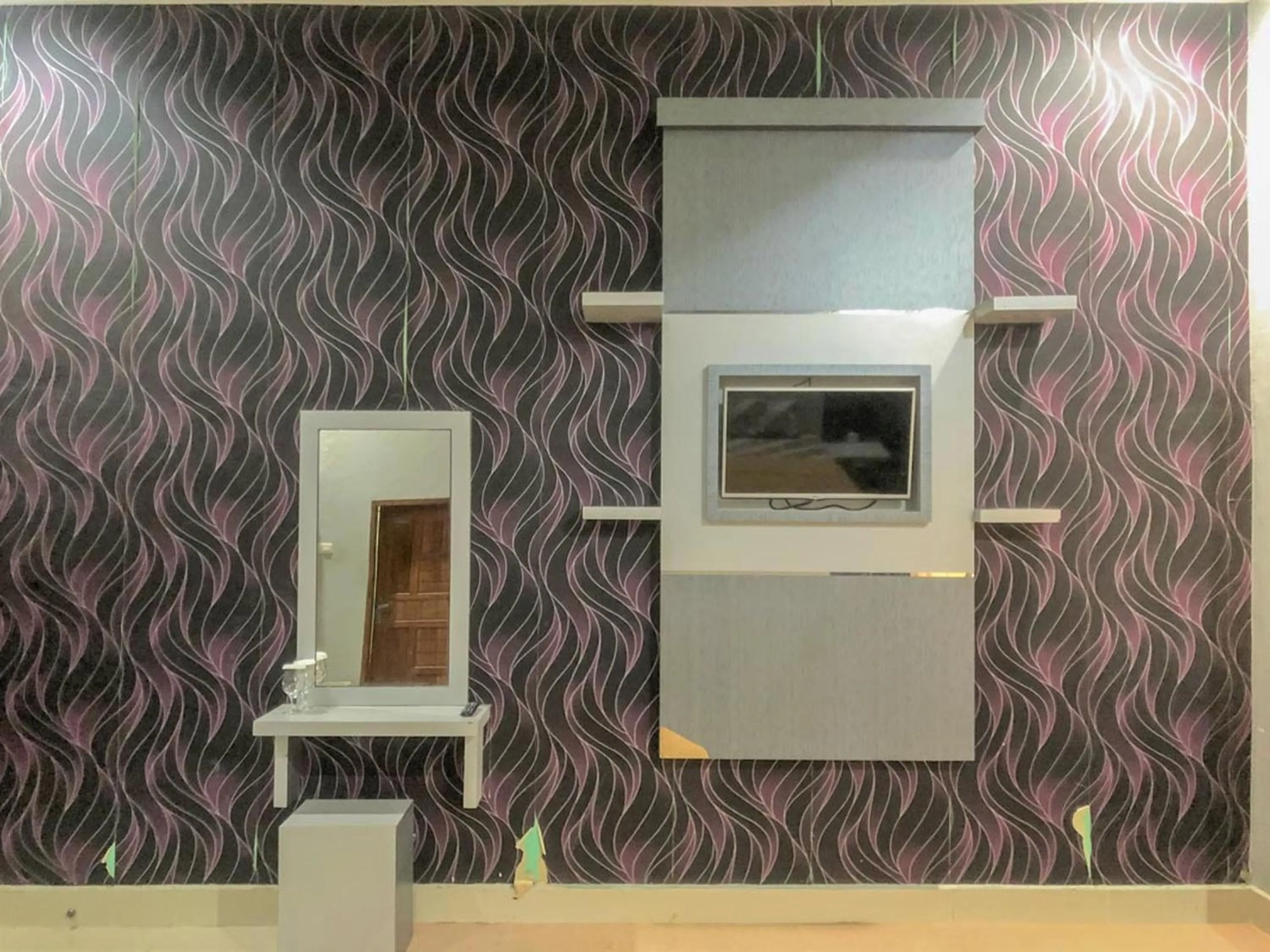 TV and multimedia in Edotel SMKN 2 Pinrang Mitra RedDoorz