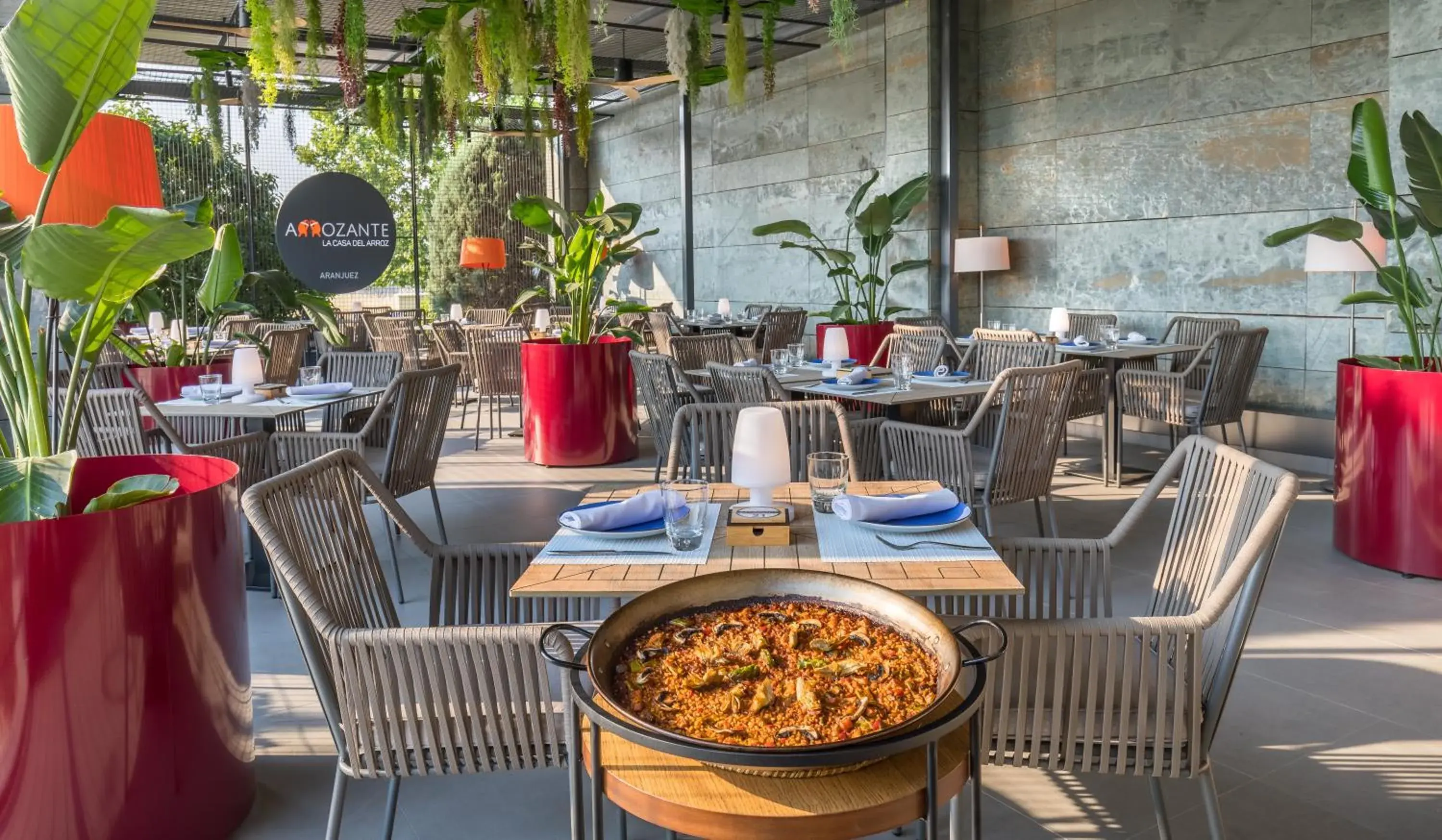 Restaurant/places to eat in Occidental Aranjuez Restaurant/places to eat in Occidental Aranjuez