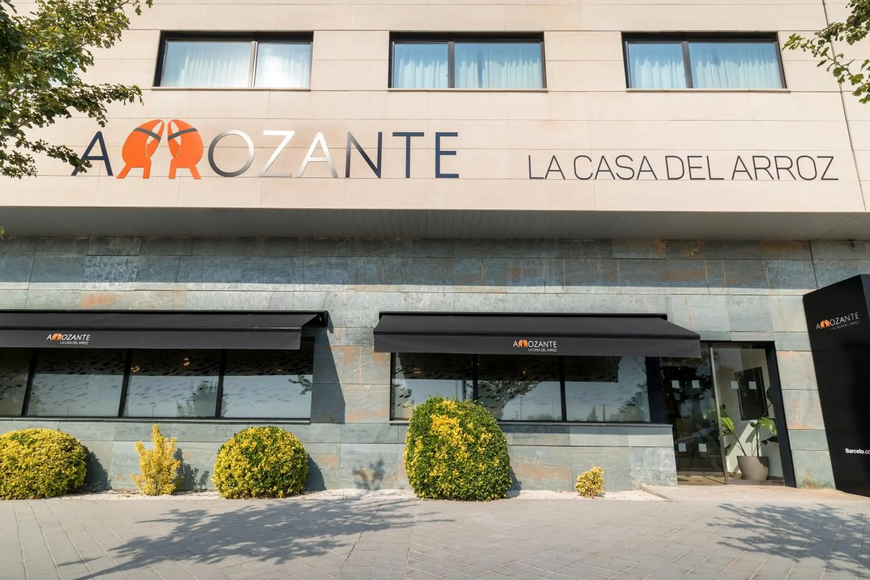 Restaurant/places to eat in Occidental Aranjuez Restaurant/places to eat in Occidental Aranjuez