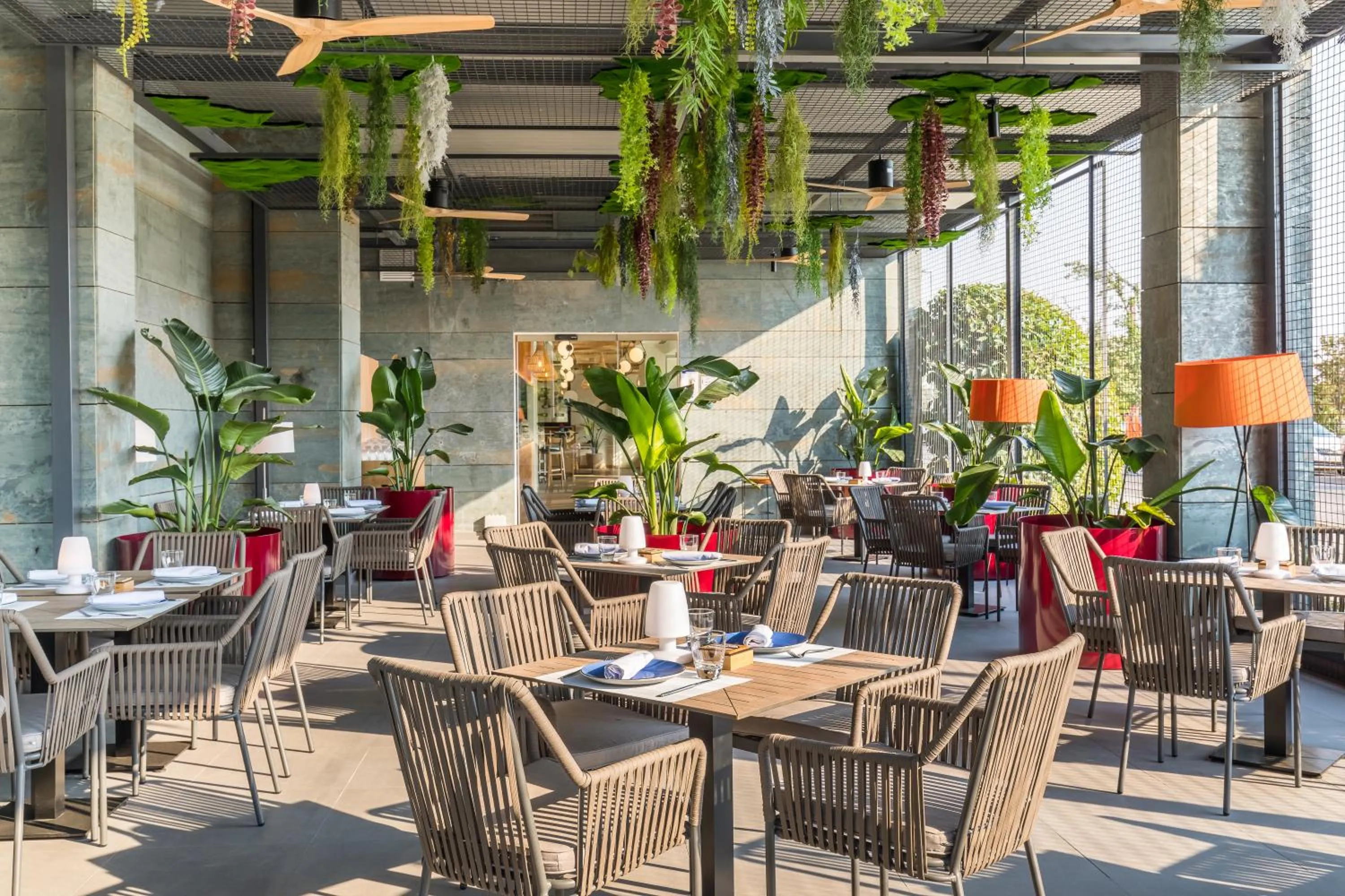 Restaurant/places to eat in Occidental Aranjuez