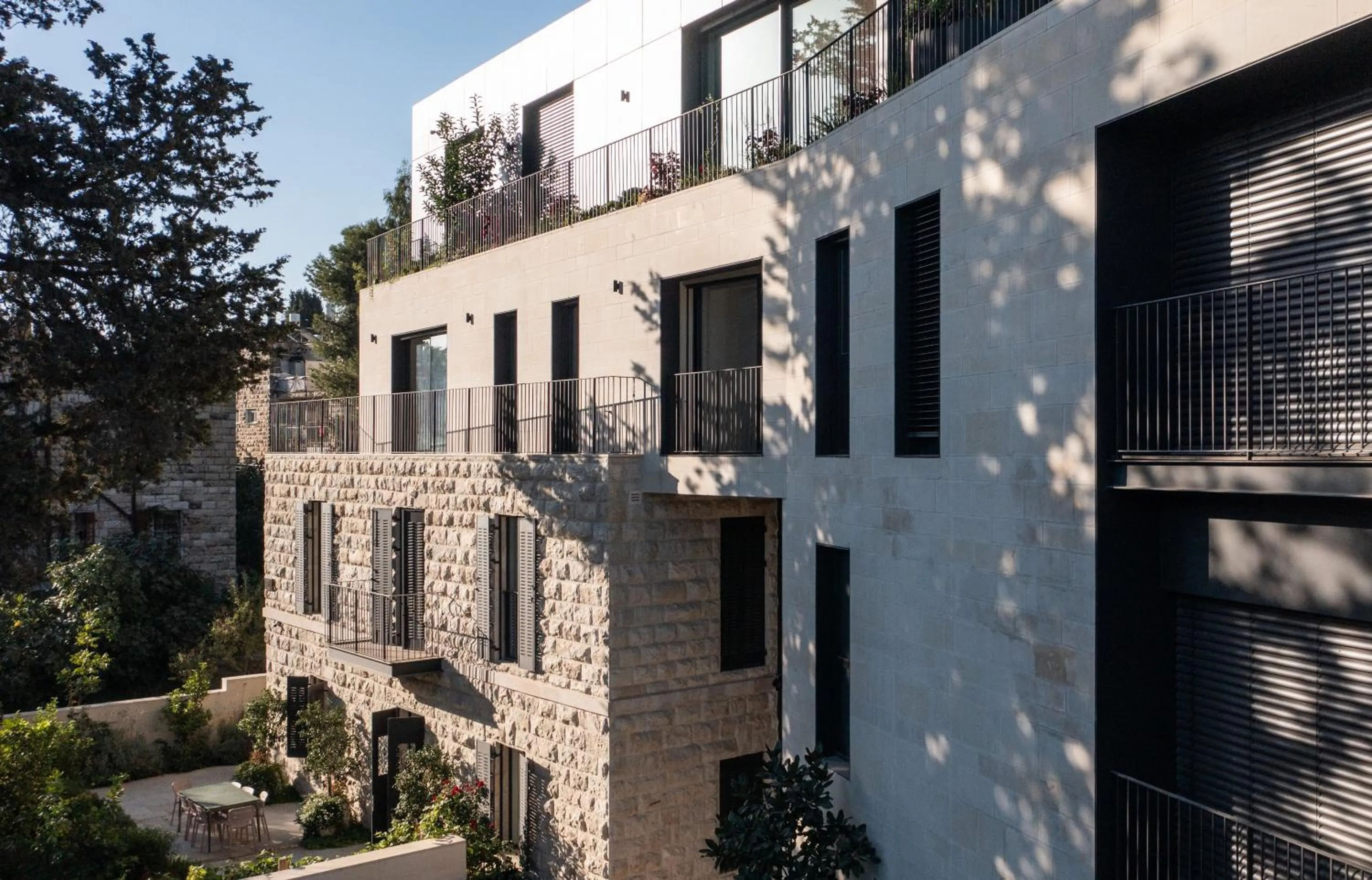 Property building in THE Y HOUSE