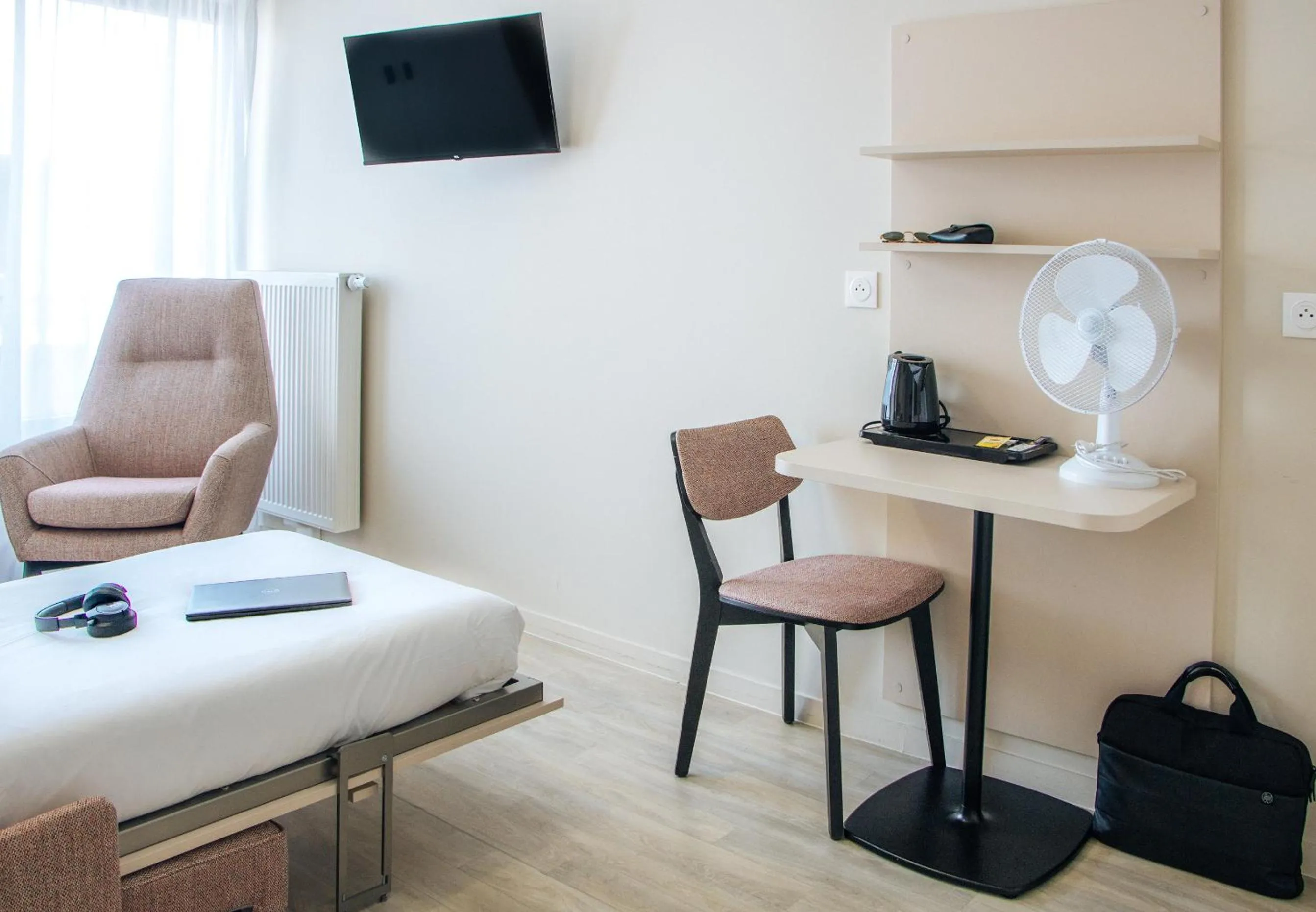 TV and multimedia in Twenty Business Flats Lille - Bayard