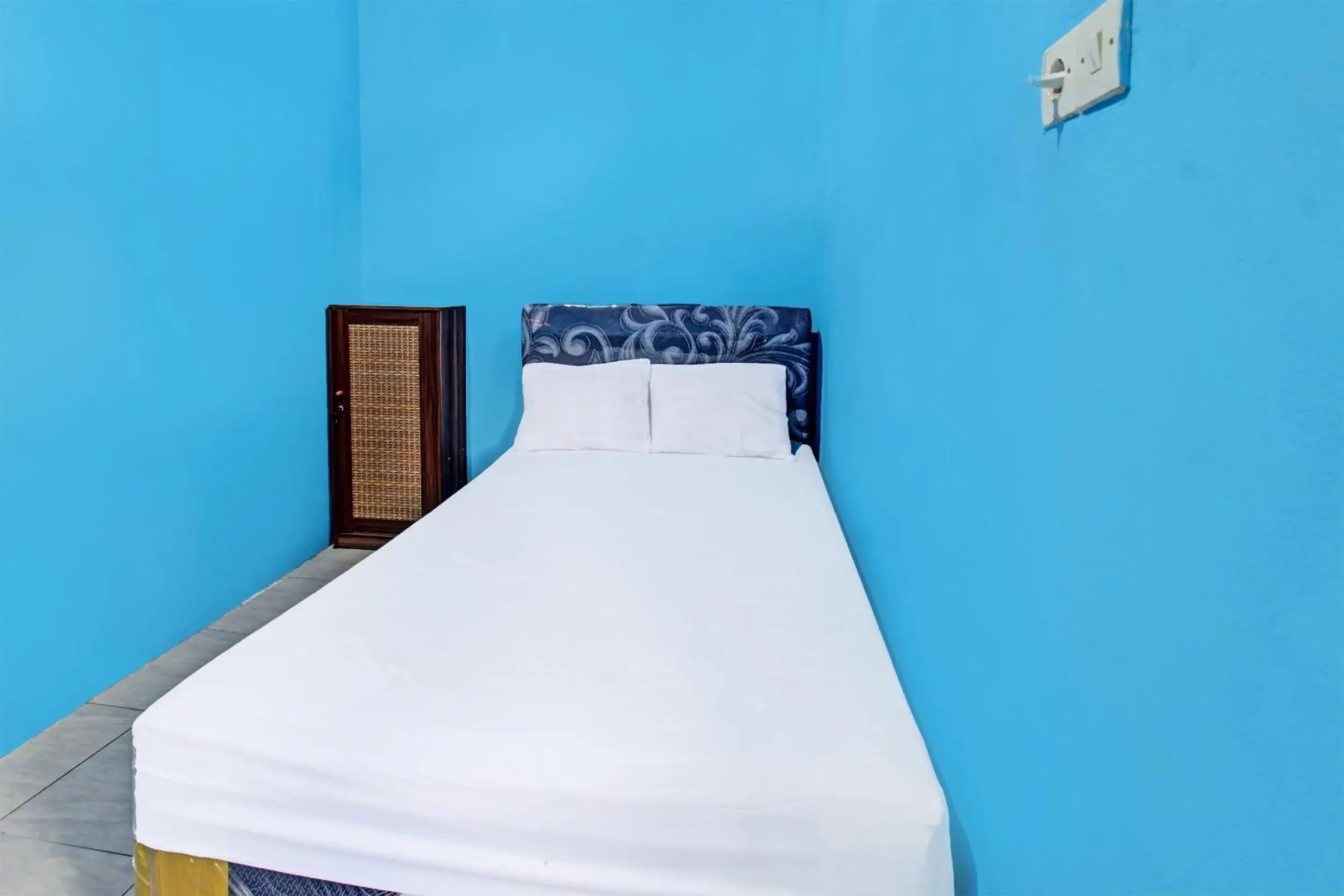 Bedroom, Bed in SPOT ON 91811 Rumah Inap Bunda Nurhayati Bedroom, Bed in SPOT ON 91811 Rumah Inap Bunda Nurhayati