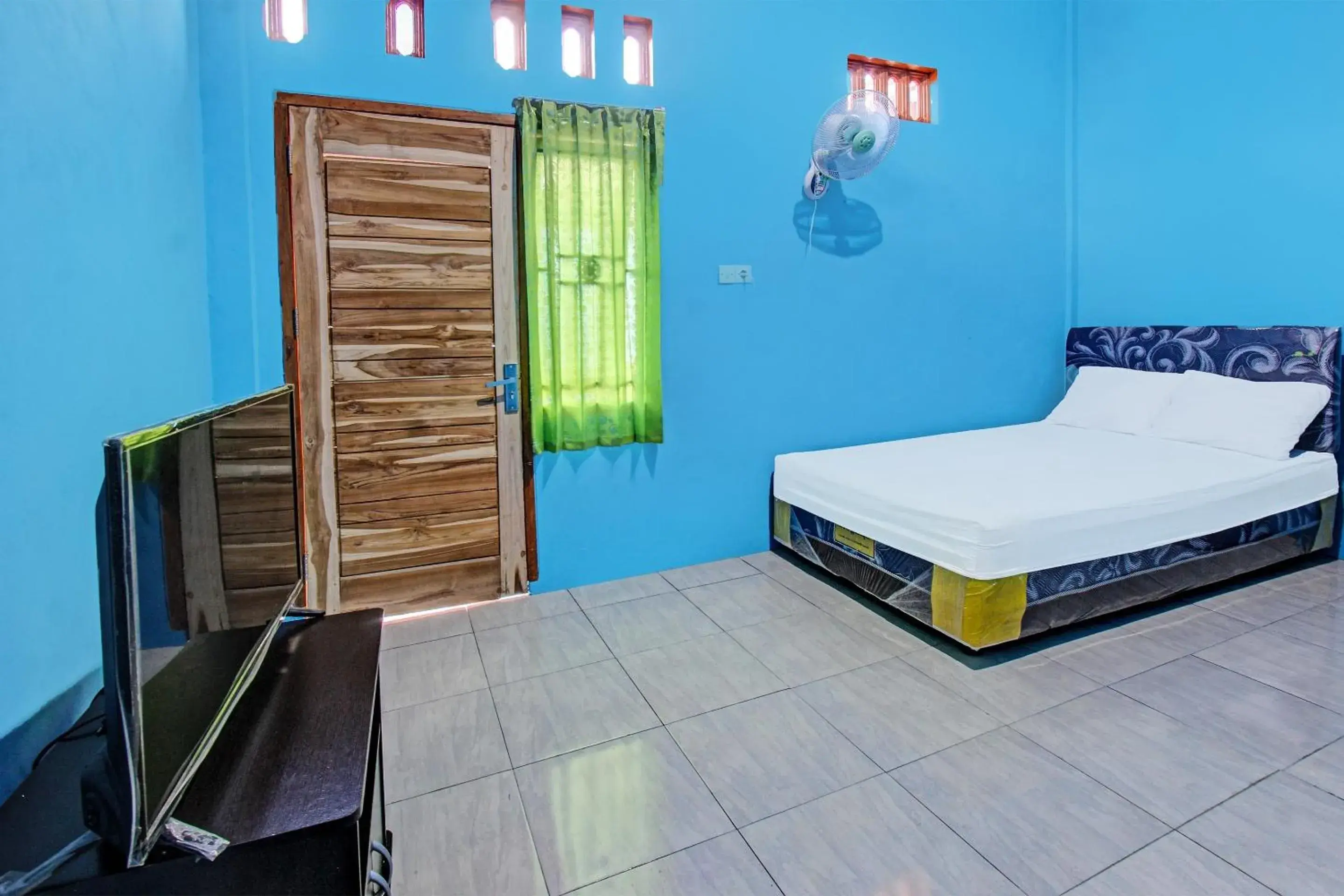 Bedroom, Bed in SPOT ON 91811 Rumah Inap Bunda Nurhayati Bedroom, Bed in SPOT ON 91811 Rumah Inap Bunda Nurhayati