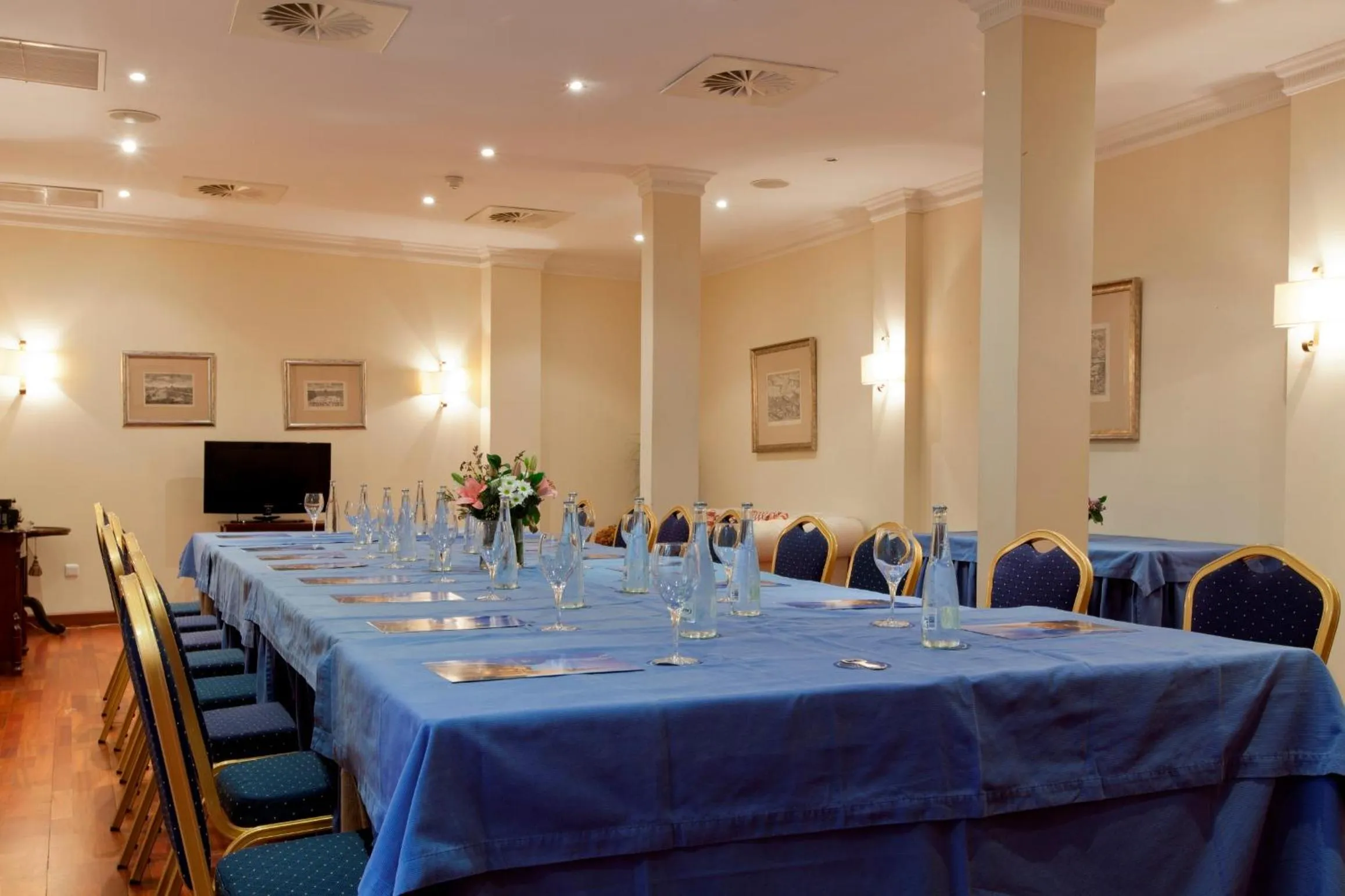 Banquet/Function facilities in Hotel Doña María