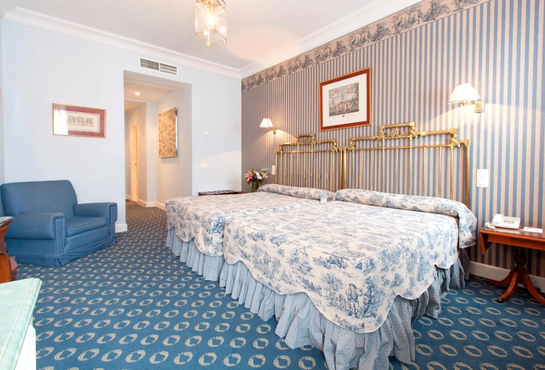 Bed in Hotel Doña María