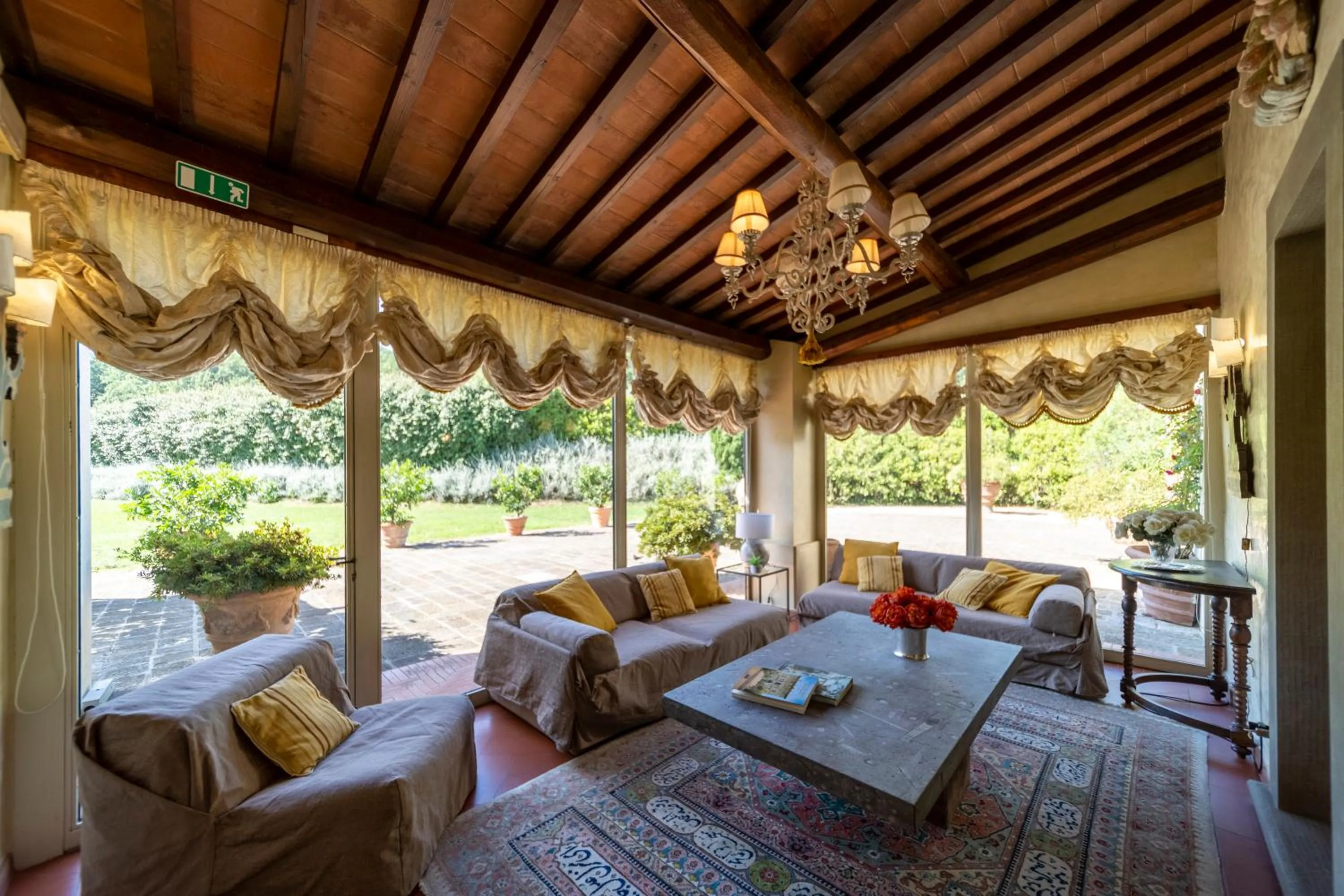 Living room in Tenuta le Viste - panoramic Villa