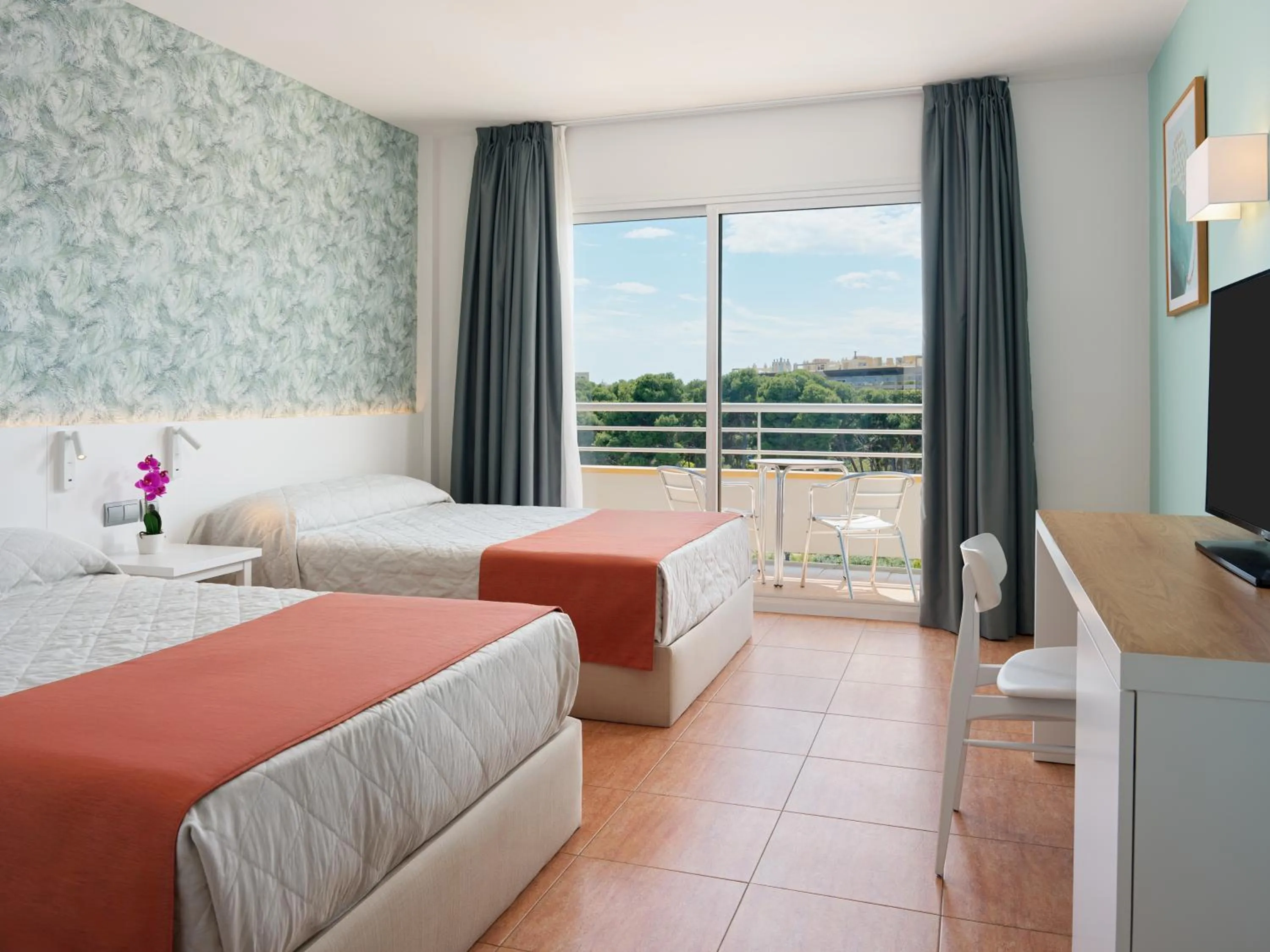 Bedroom, Bed in Ponient Pirámide Salou by PortAventura World