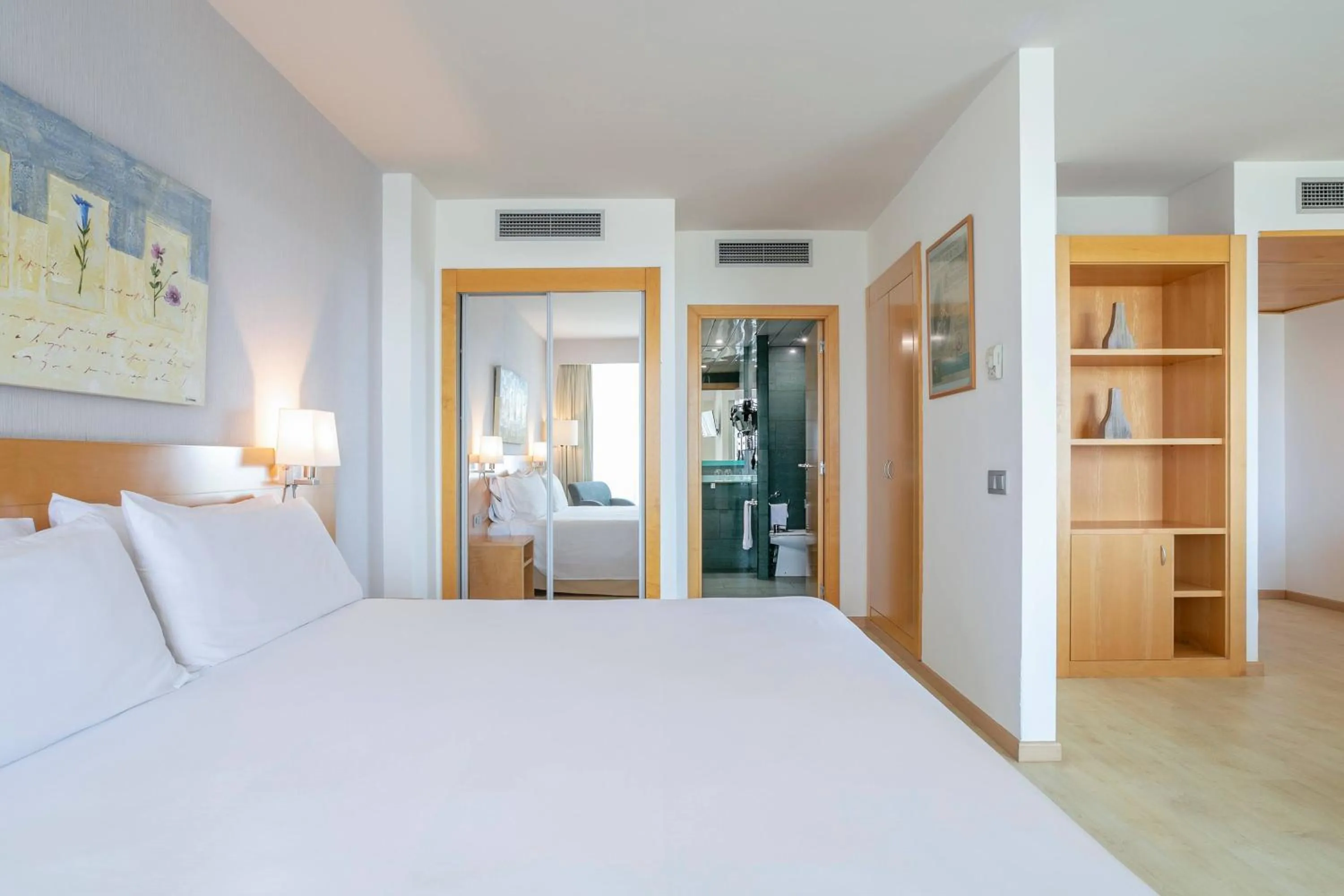 Property building, Bed in SOL Port Cambrils