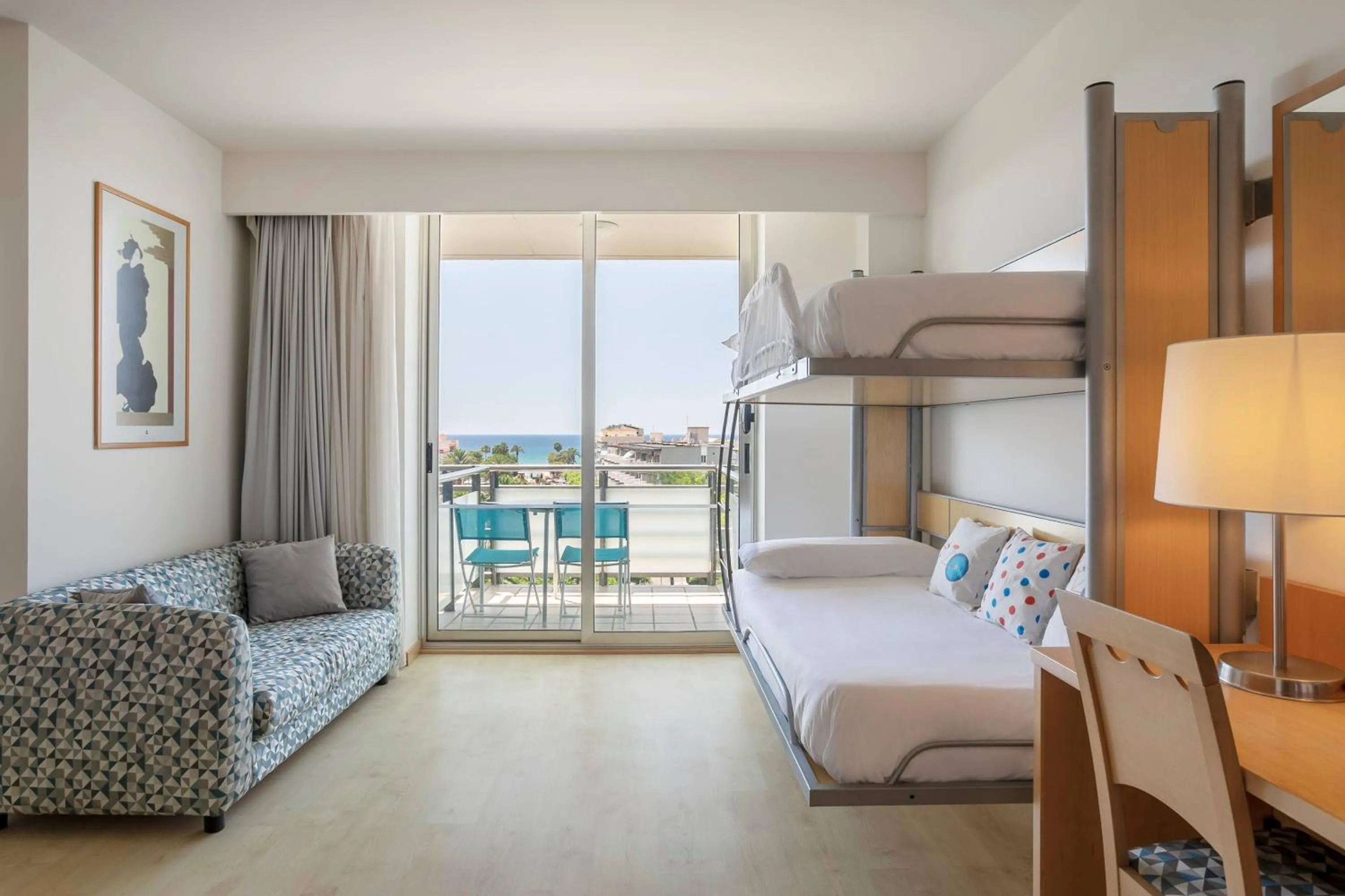 Property building, Bed in SOL Port Cambrils