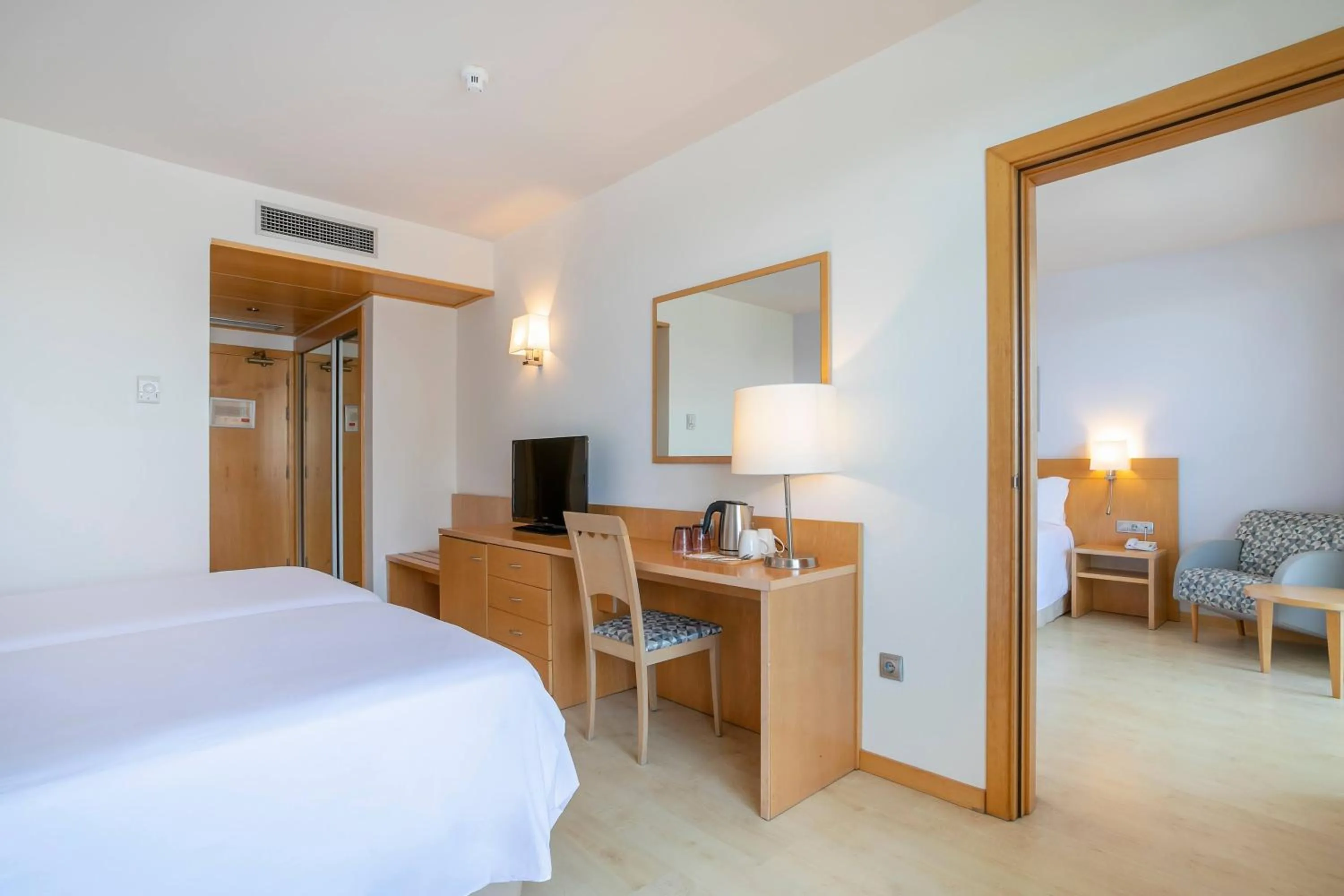 Property building, Bed in SOL Port Cambrils