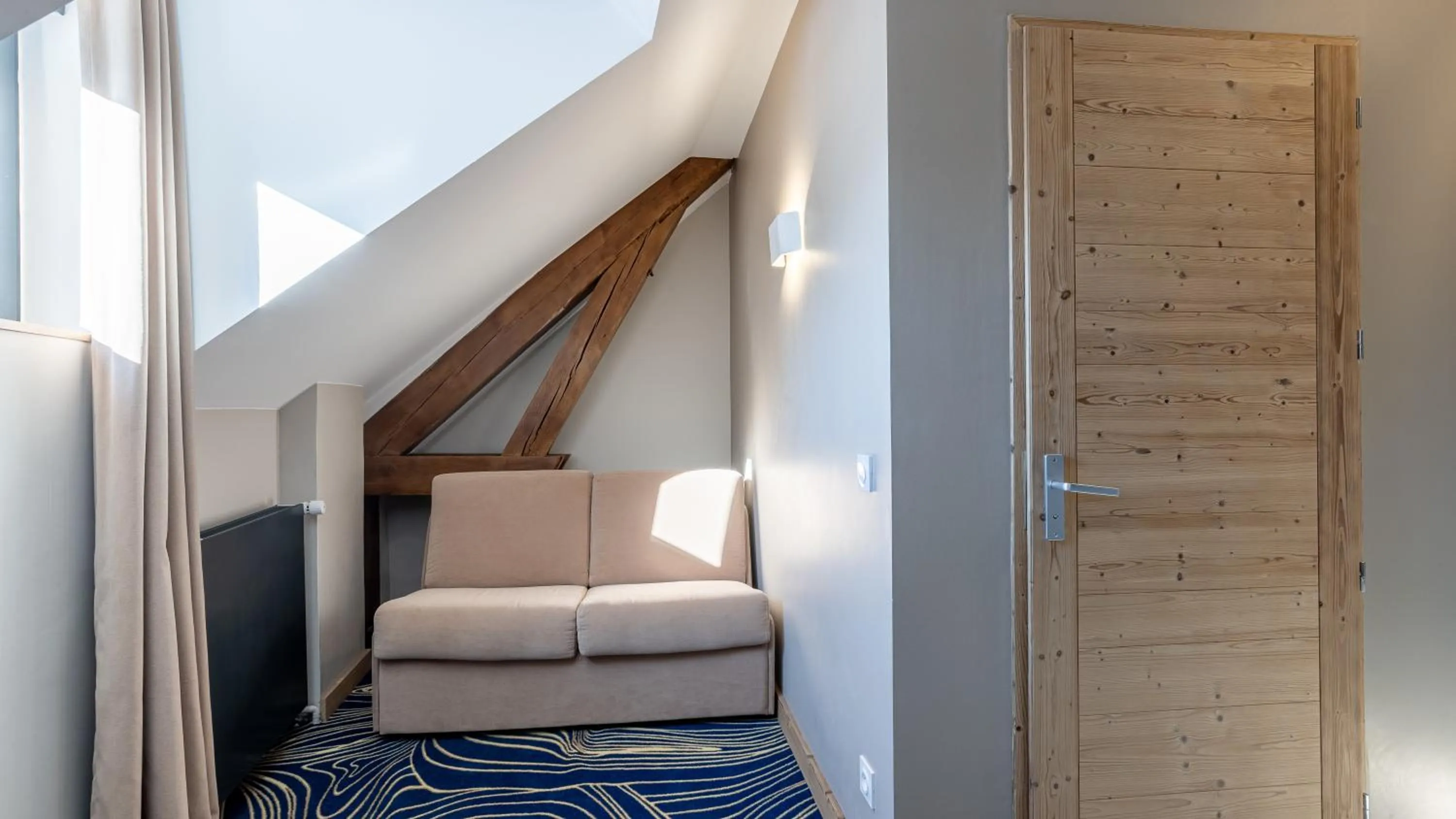 Bedroom in Madame Vacances Hotel Les Cimes