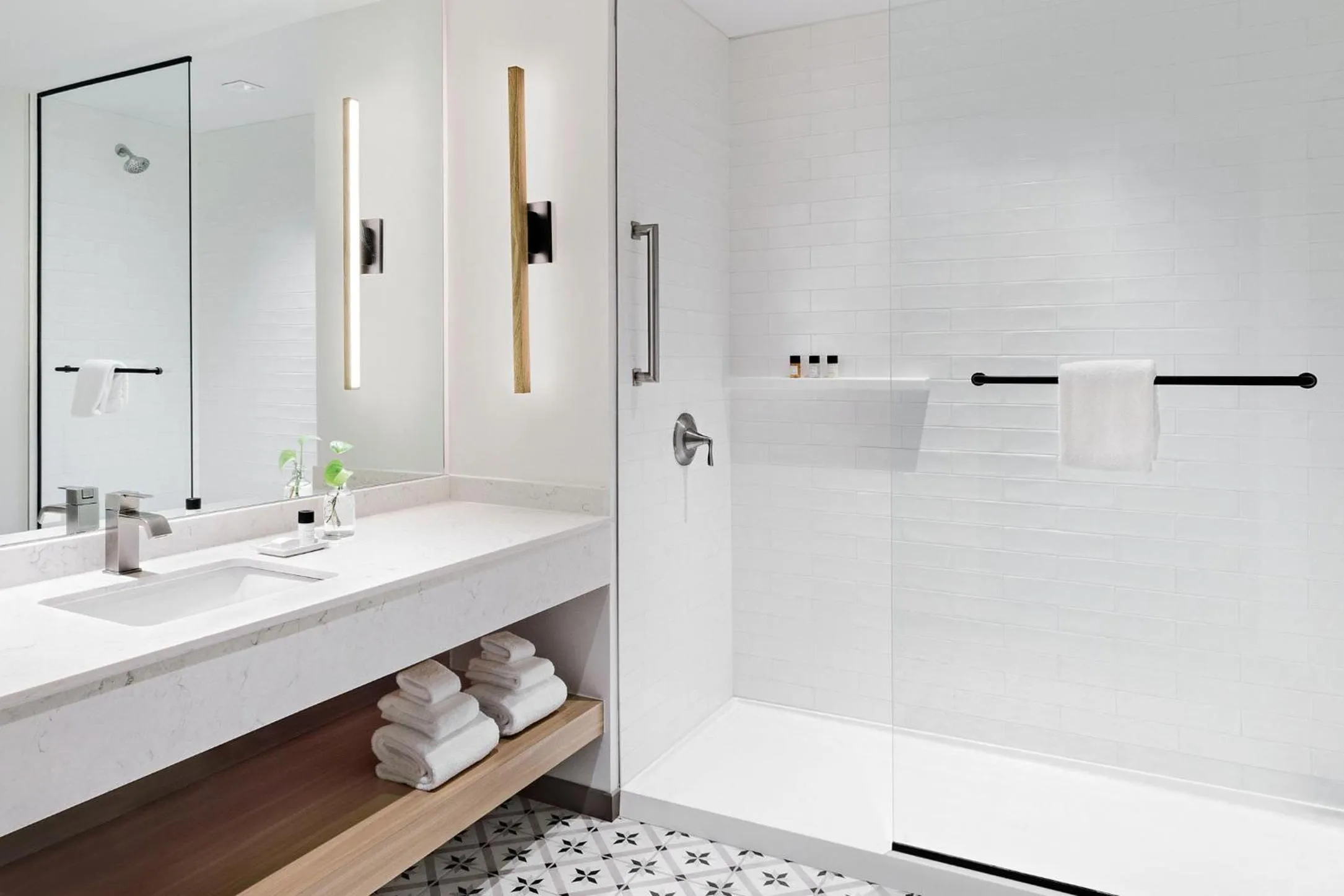 Shower in NOUN Hotel, Norman, a Tribute Portfolio Hotel