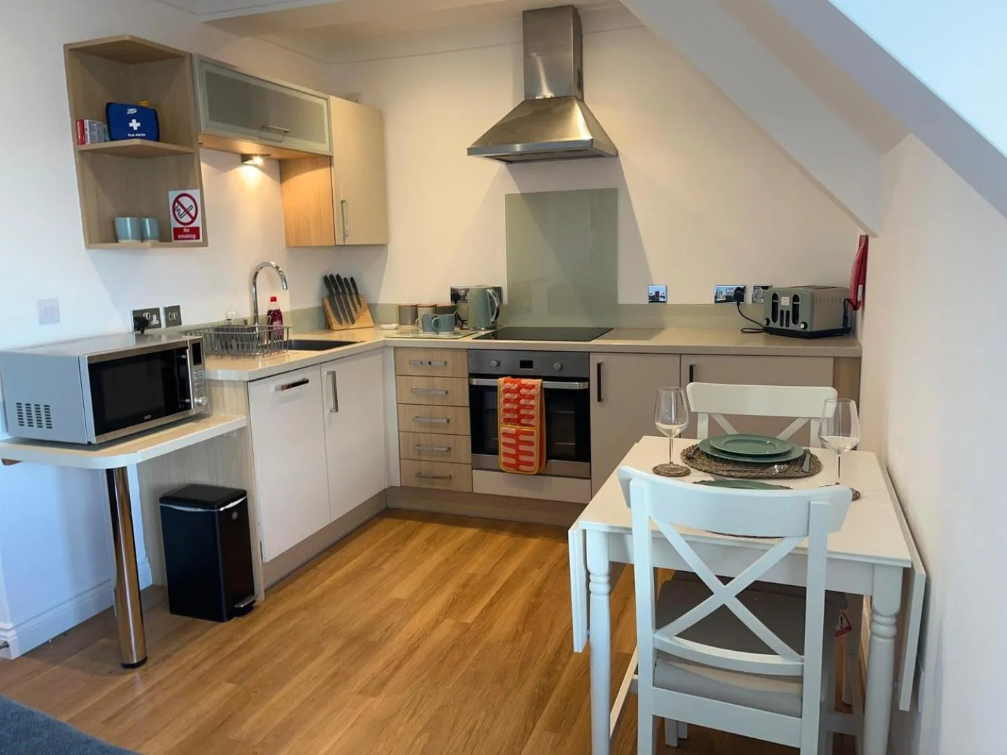 Apartment - Centre of Swanage Stunning Sea views
