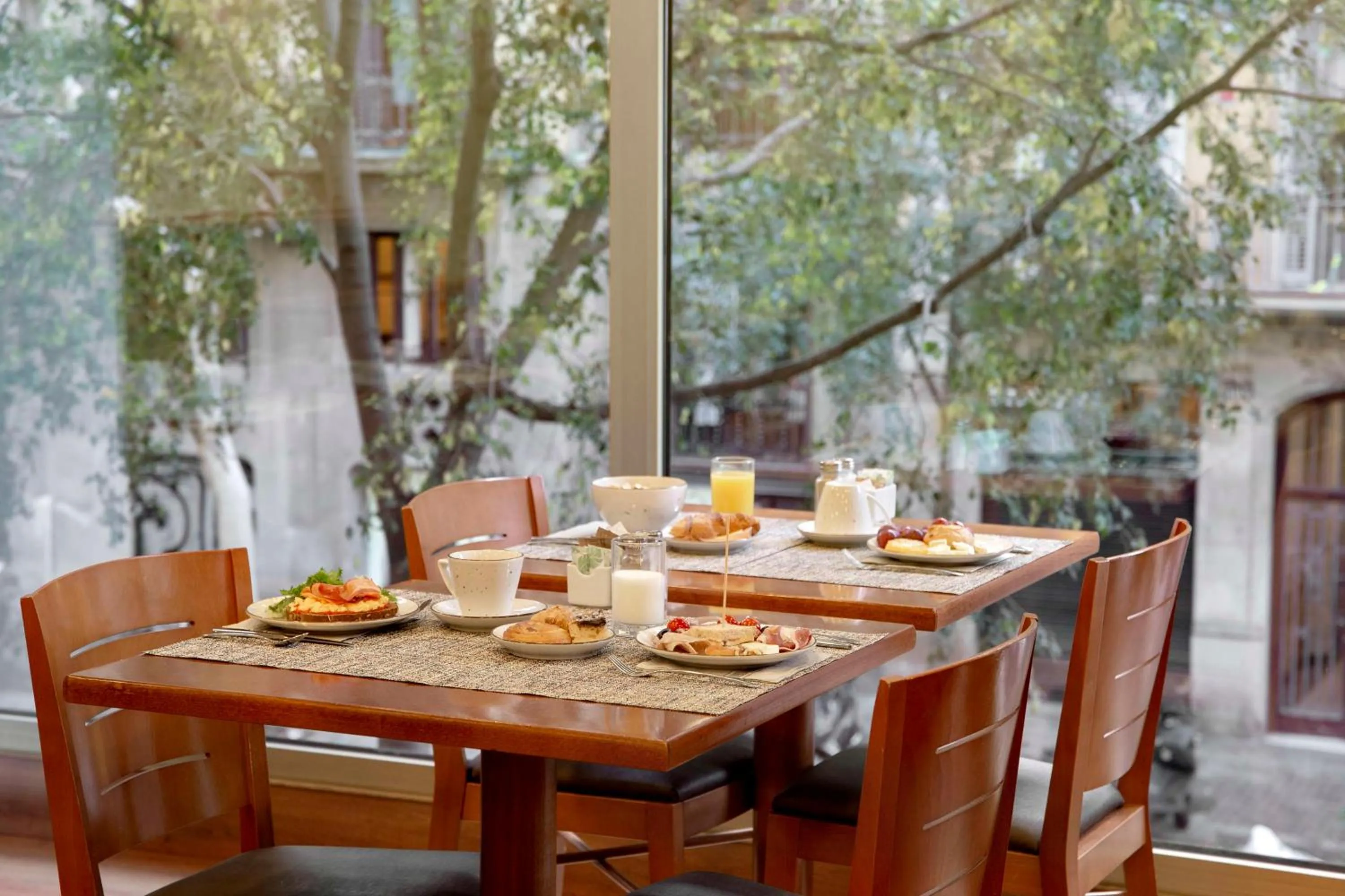 Breakfast in Best Western Premier Hotel Dante