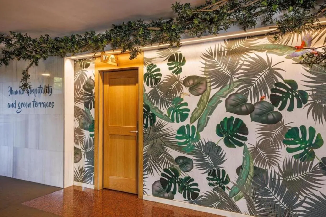 Decorative detail in Hotel Ronda Lesseps