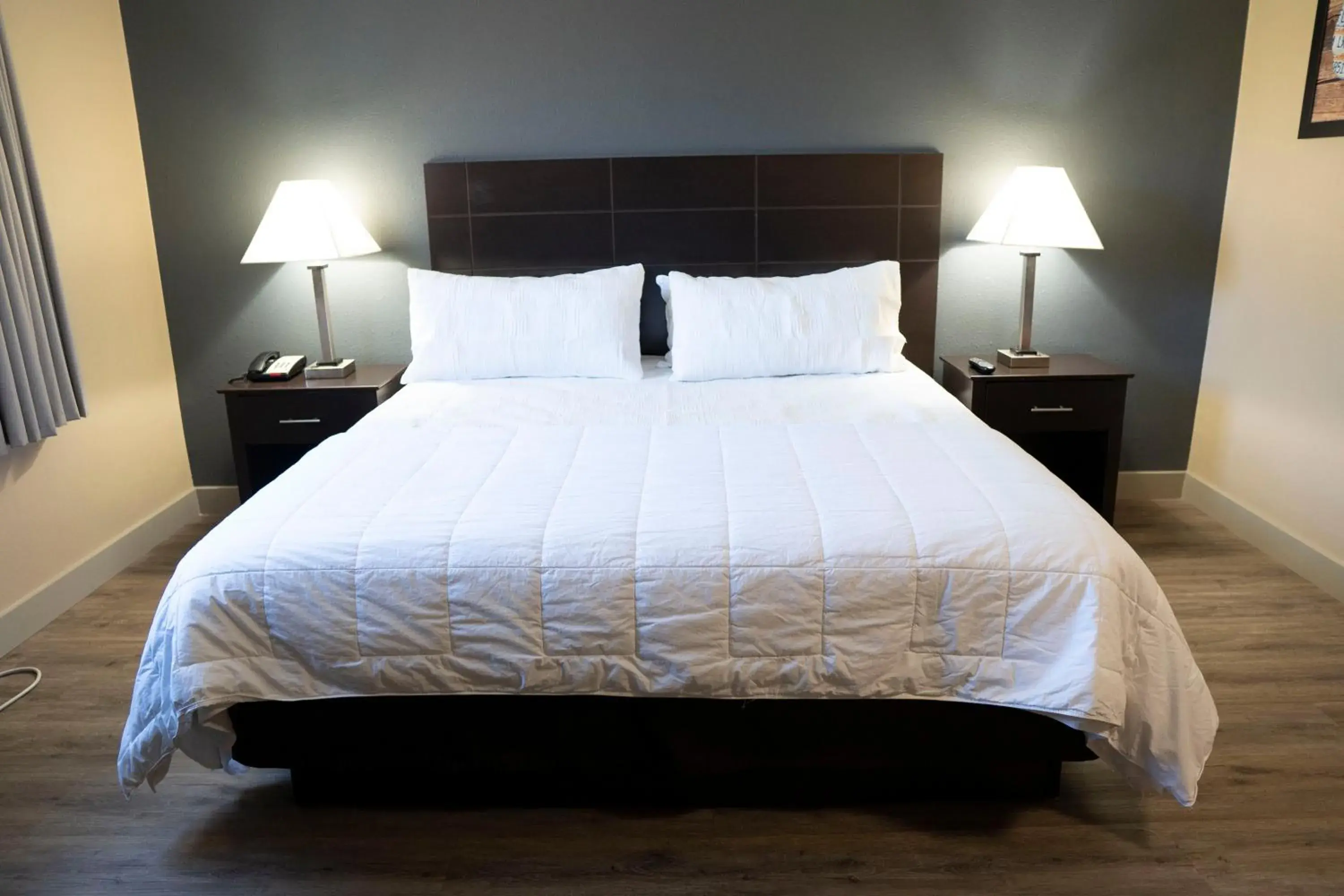 Bed in Framingham Inn Bed in Framingham Inn