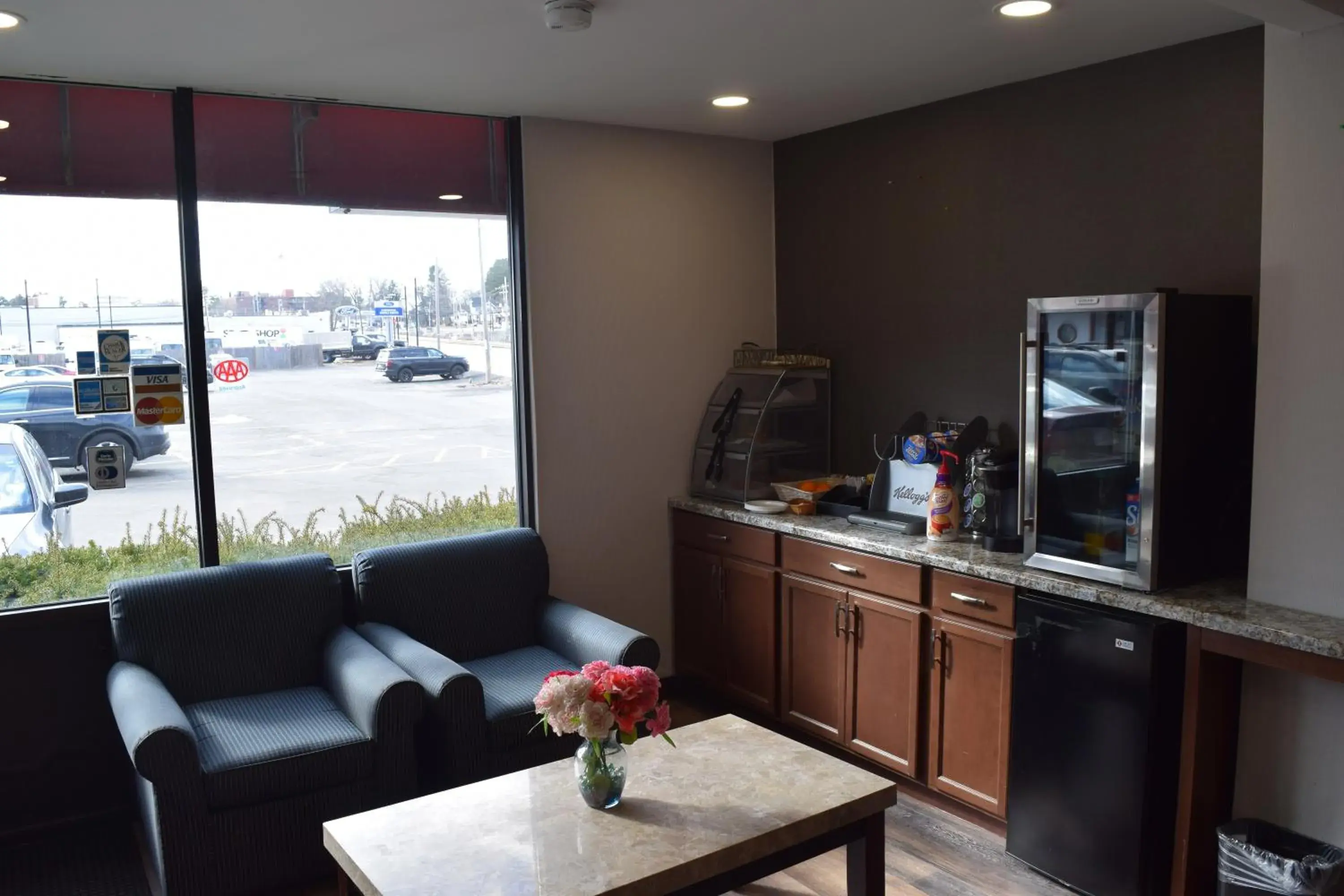 Facade/entrance in Framingham Inn Facade/entrance in Framingham Inn