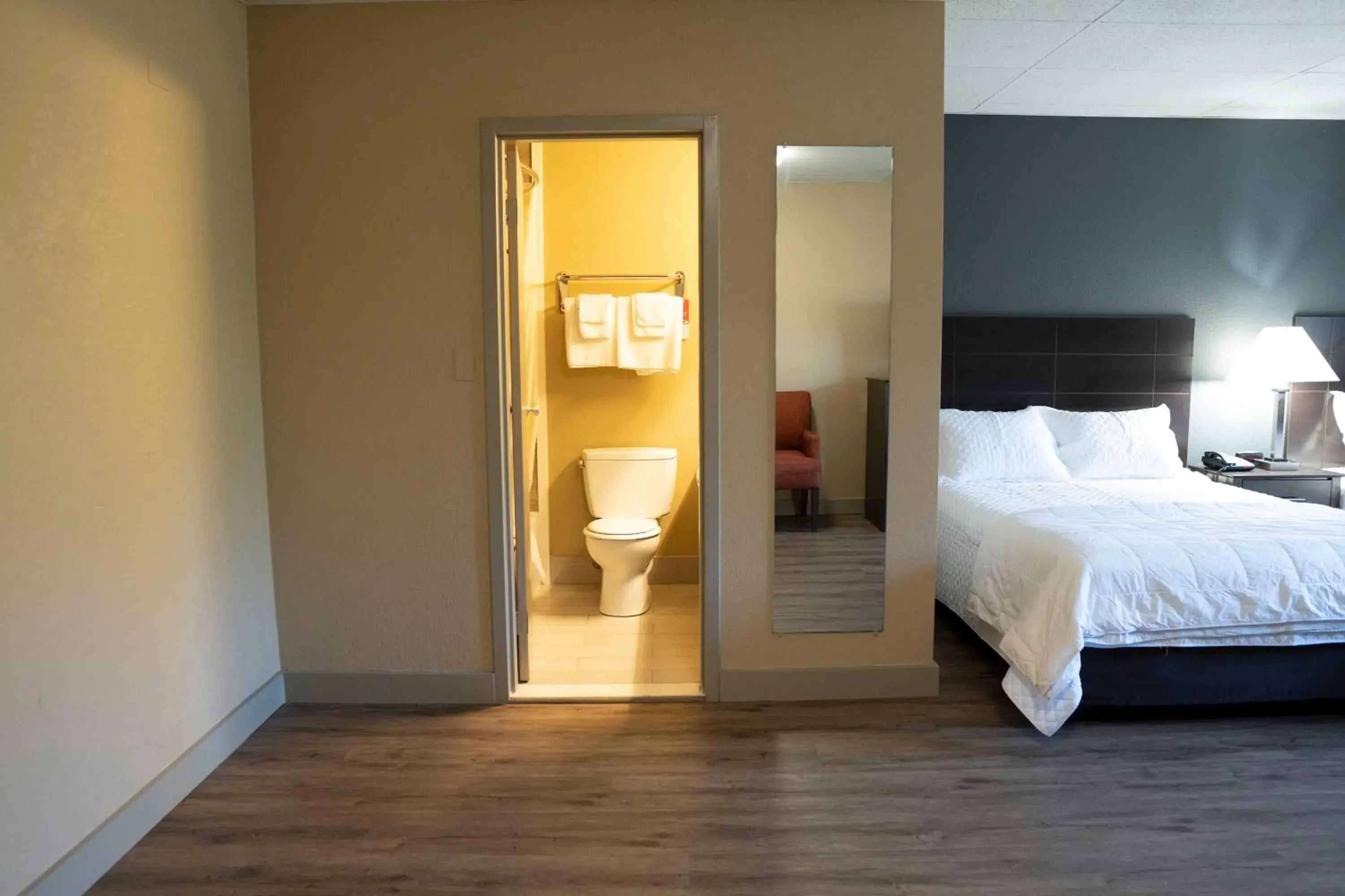 Bed in Framingham Inn Bed in Framingham Inn