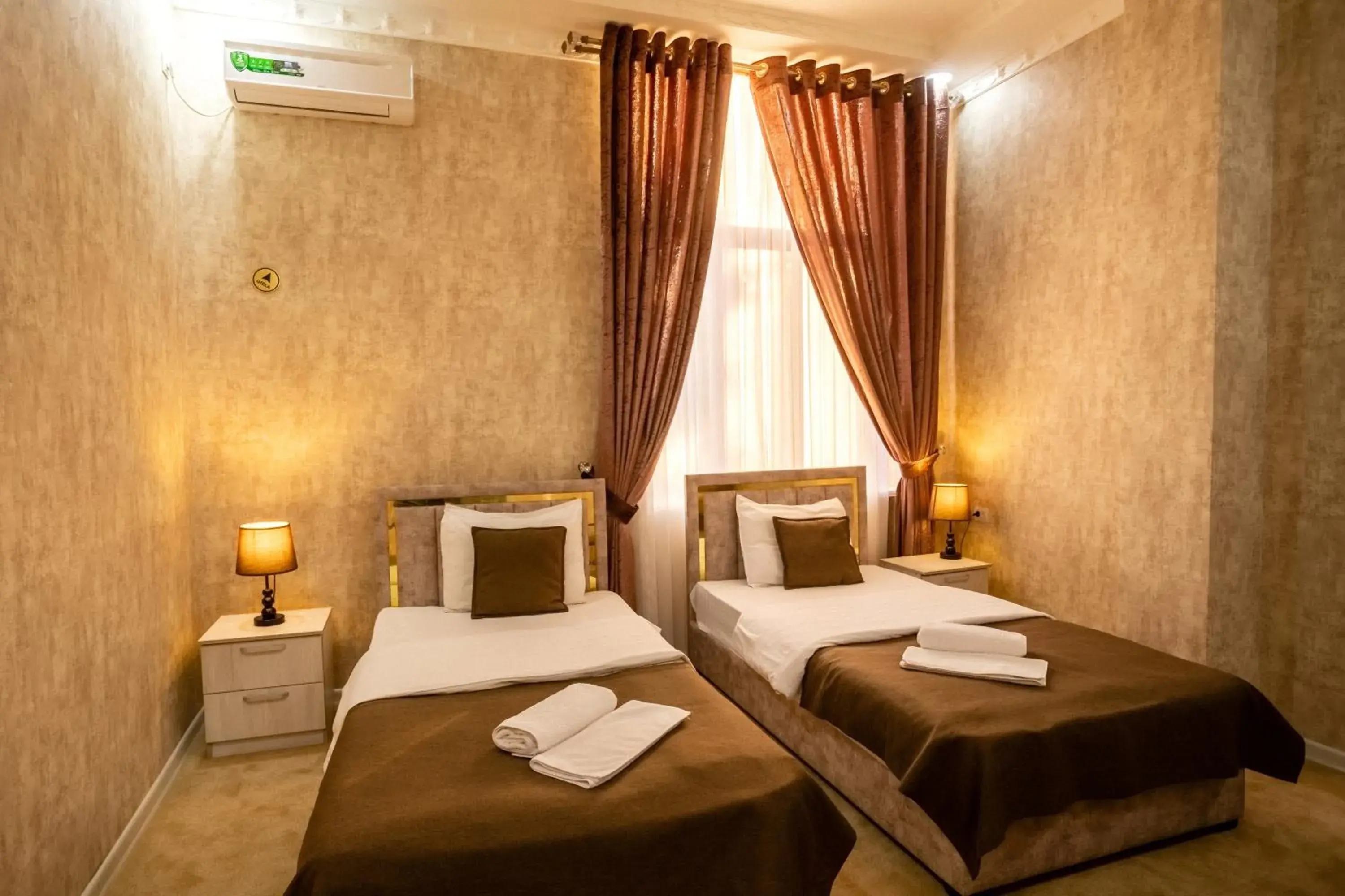 Twin Room - single occupancy in Osiyo Plaza Hotel Twin Room - single occupancy in Osiyo Plaza Hotel