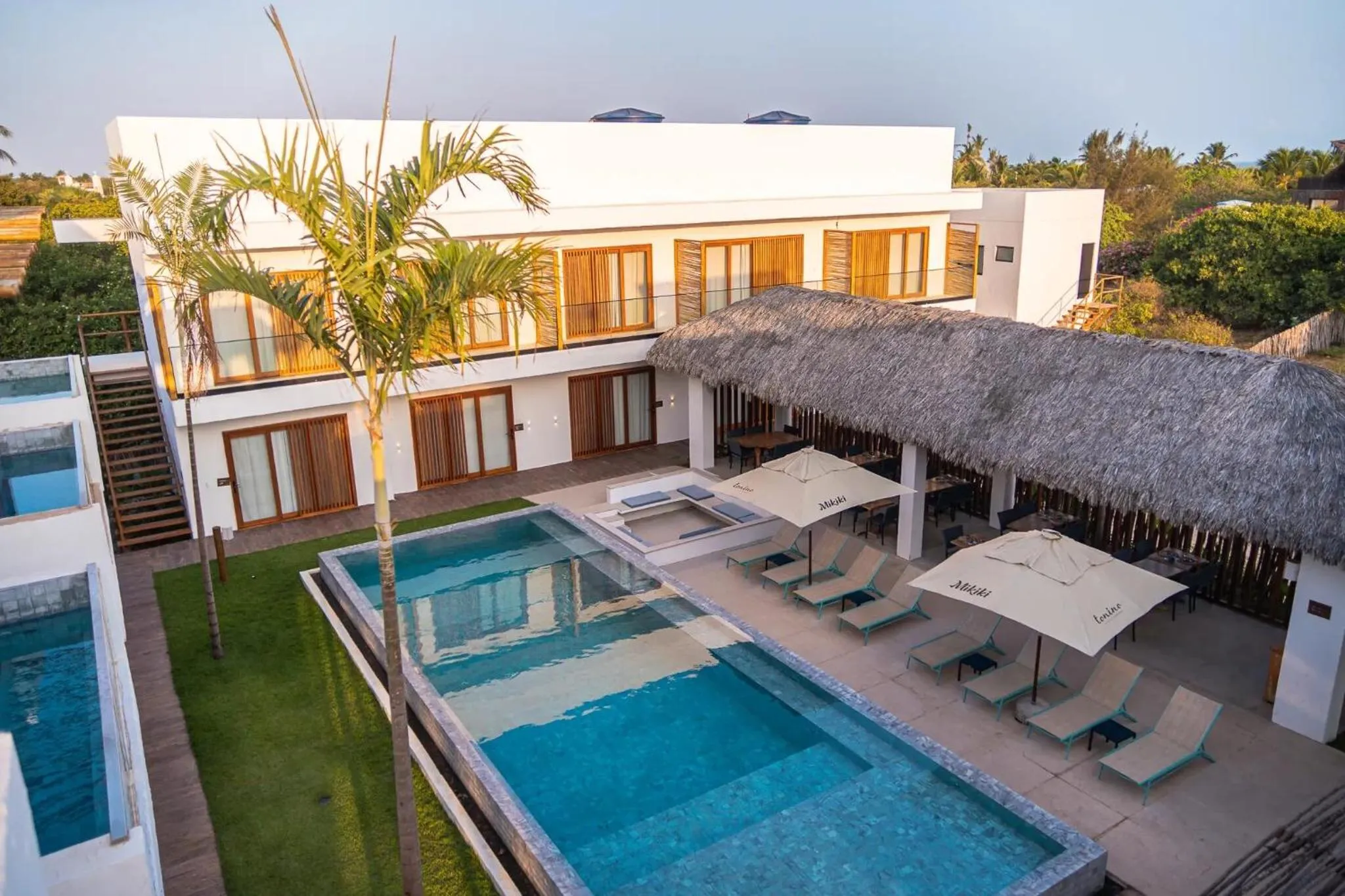 Day in Mikiki Lifestyle Hotel