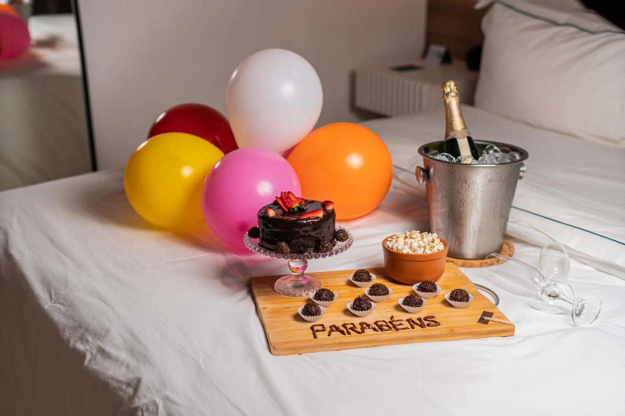 Food and drinks in Mikiki Lifestyle Hotel