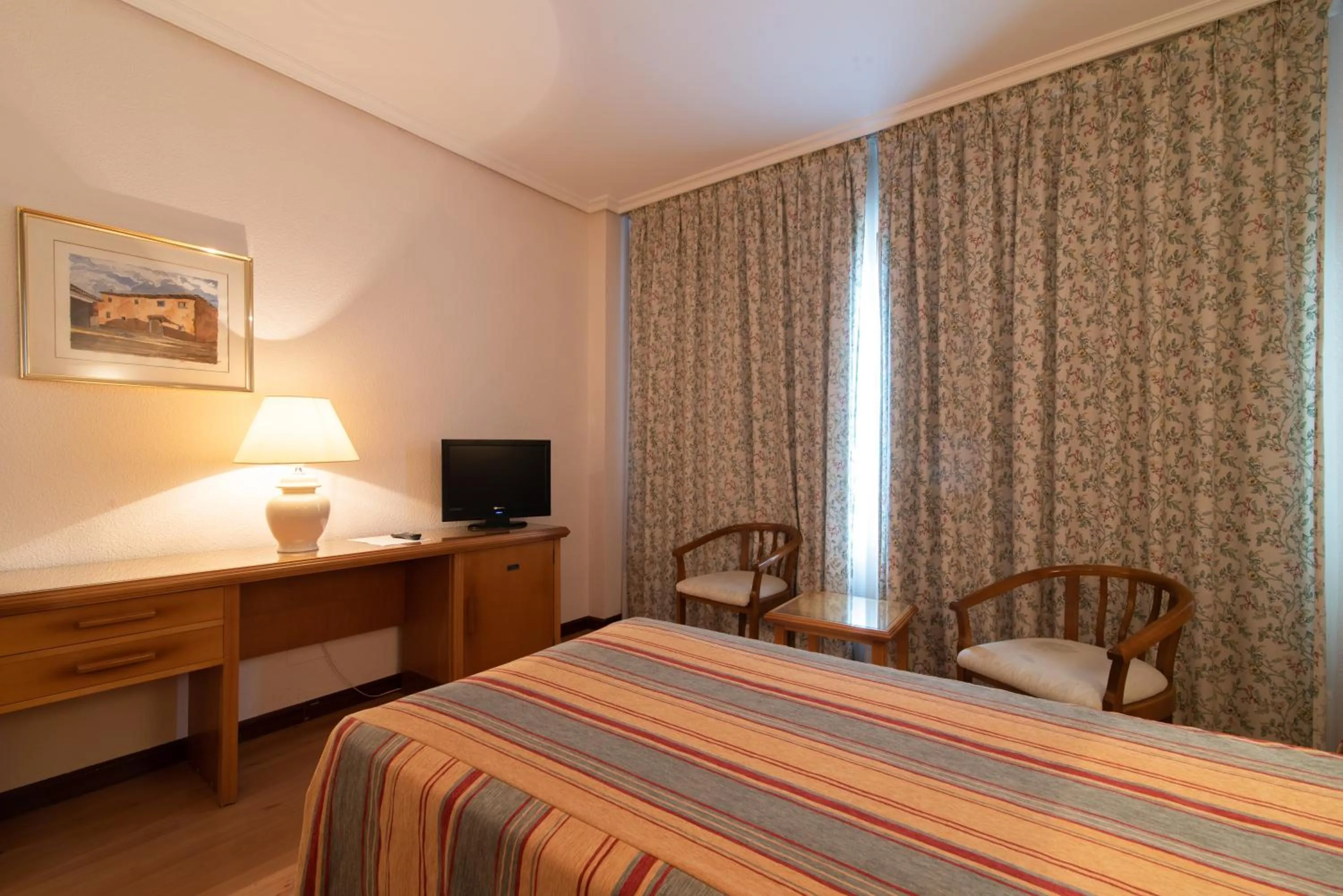 Bed in Hospedium Hotel Europa Centro