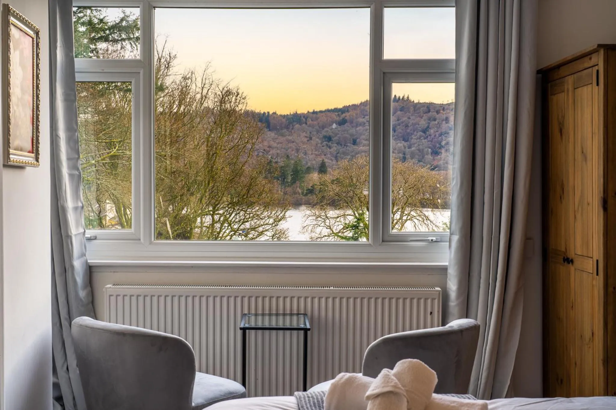 Bedroom, Bed in The Berry Boutique