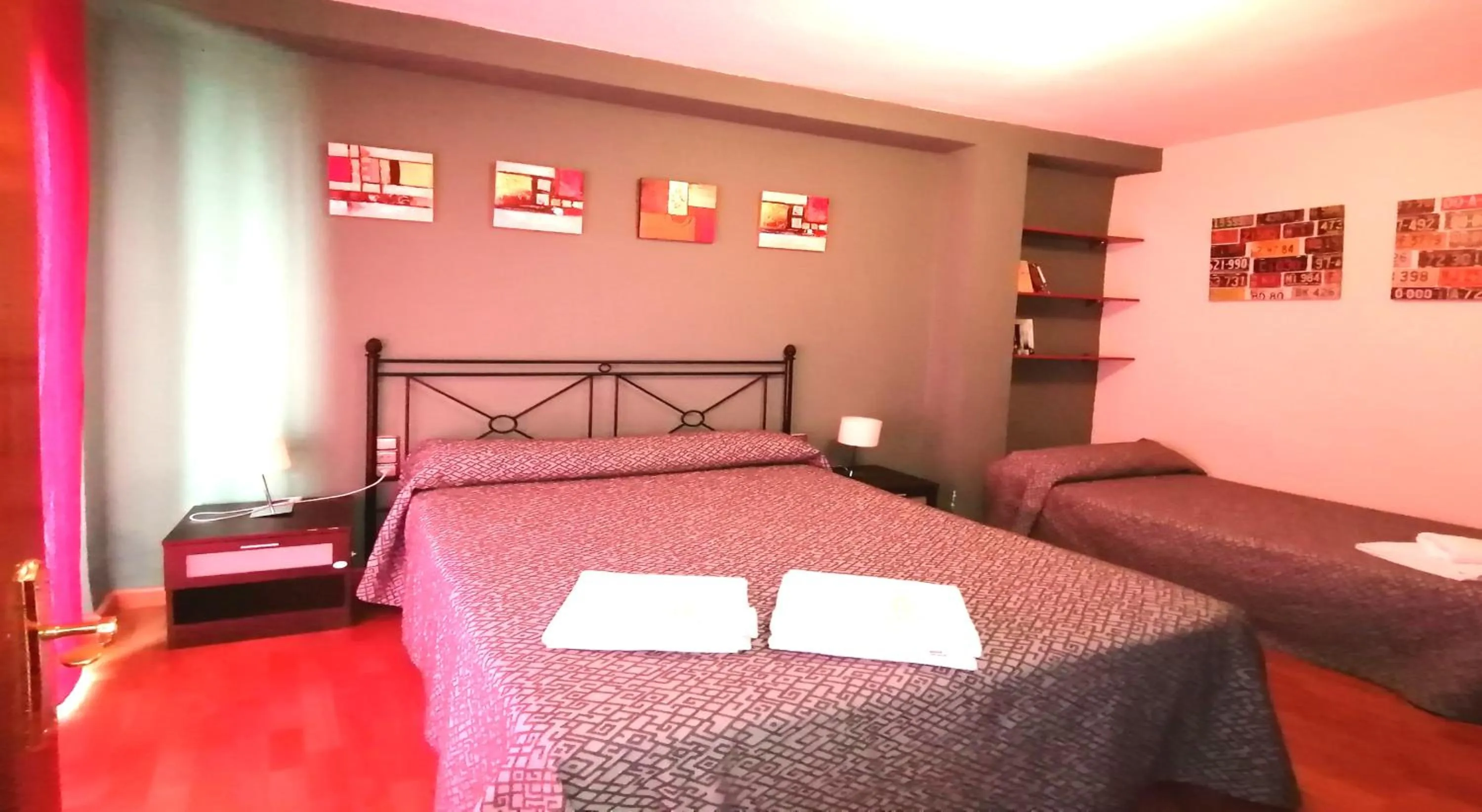 Decorative detail, Bed in Hotel Molinos