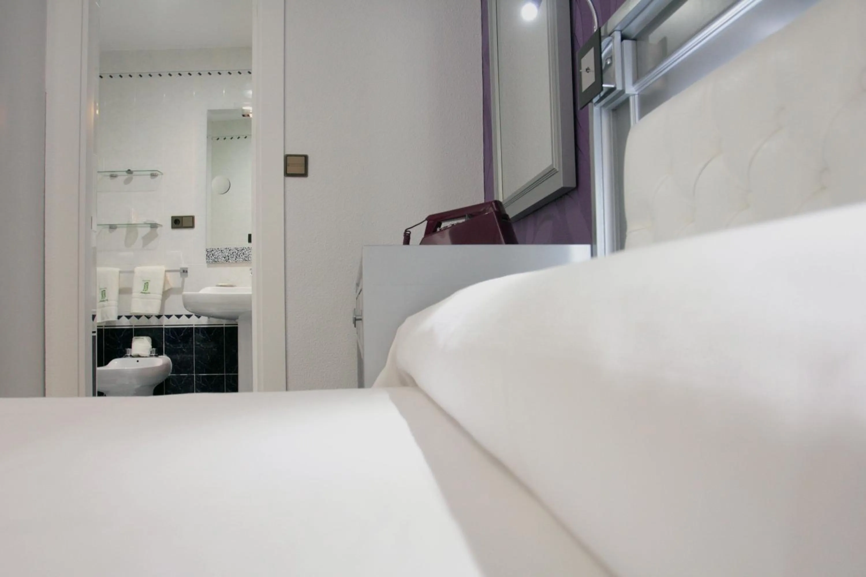 Bed in Hotel Molinos