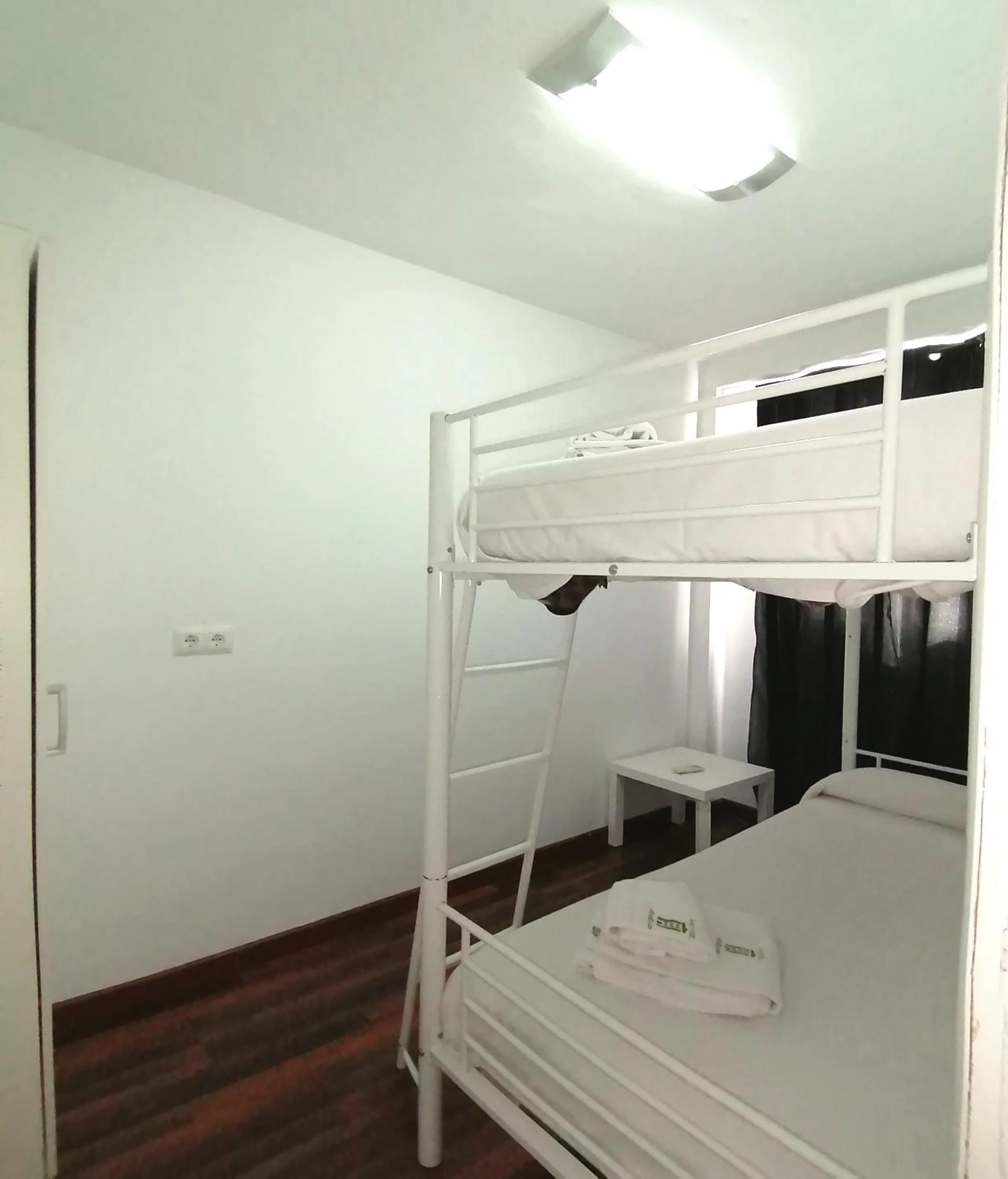 Bedroom, Bed in Hotel Molinos