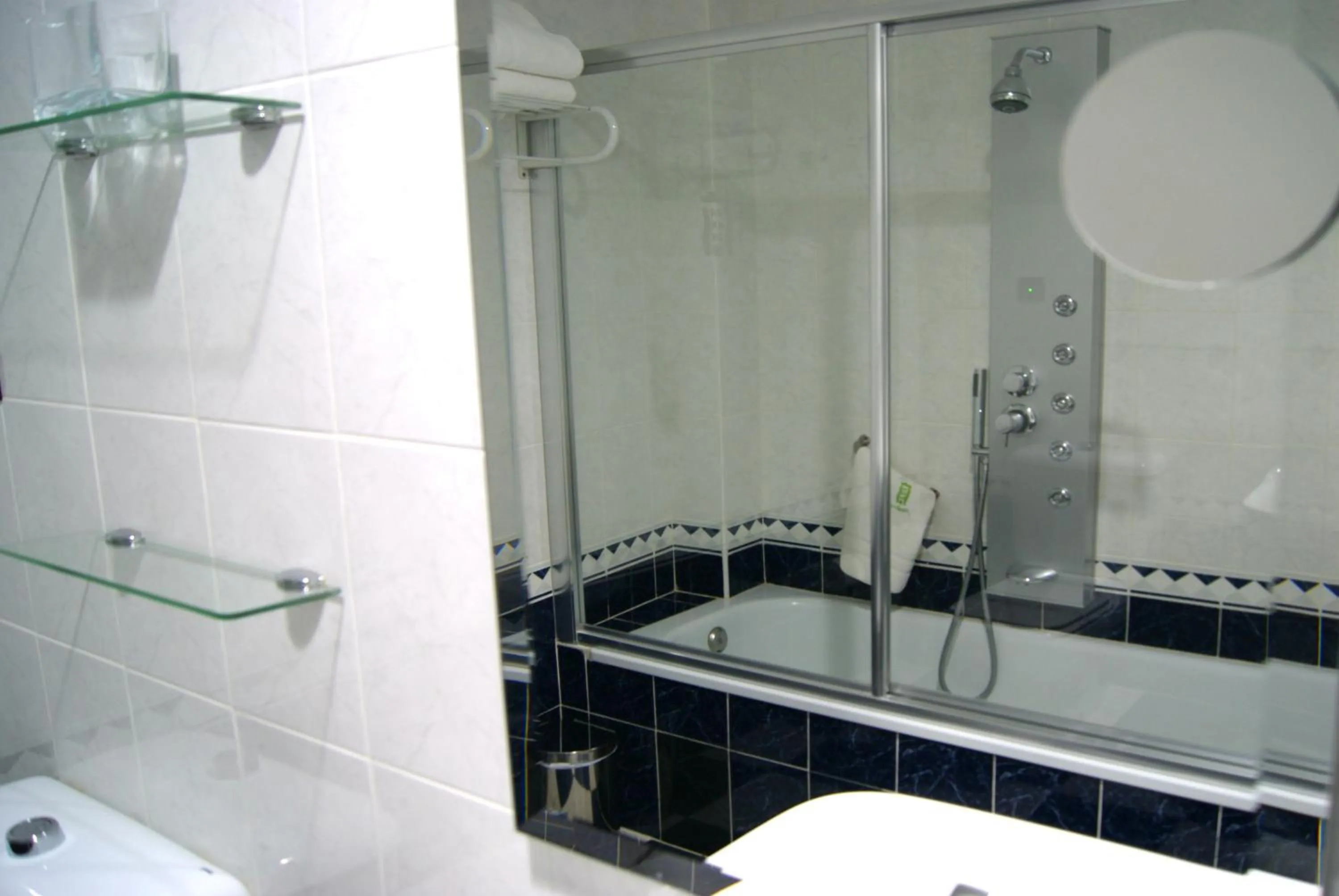 Bathroom in Hotel Molinos