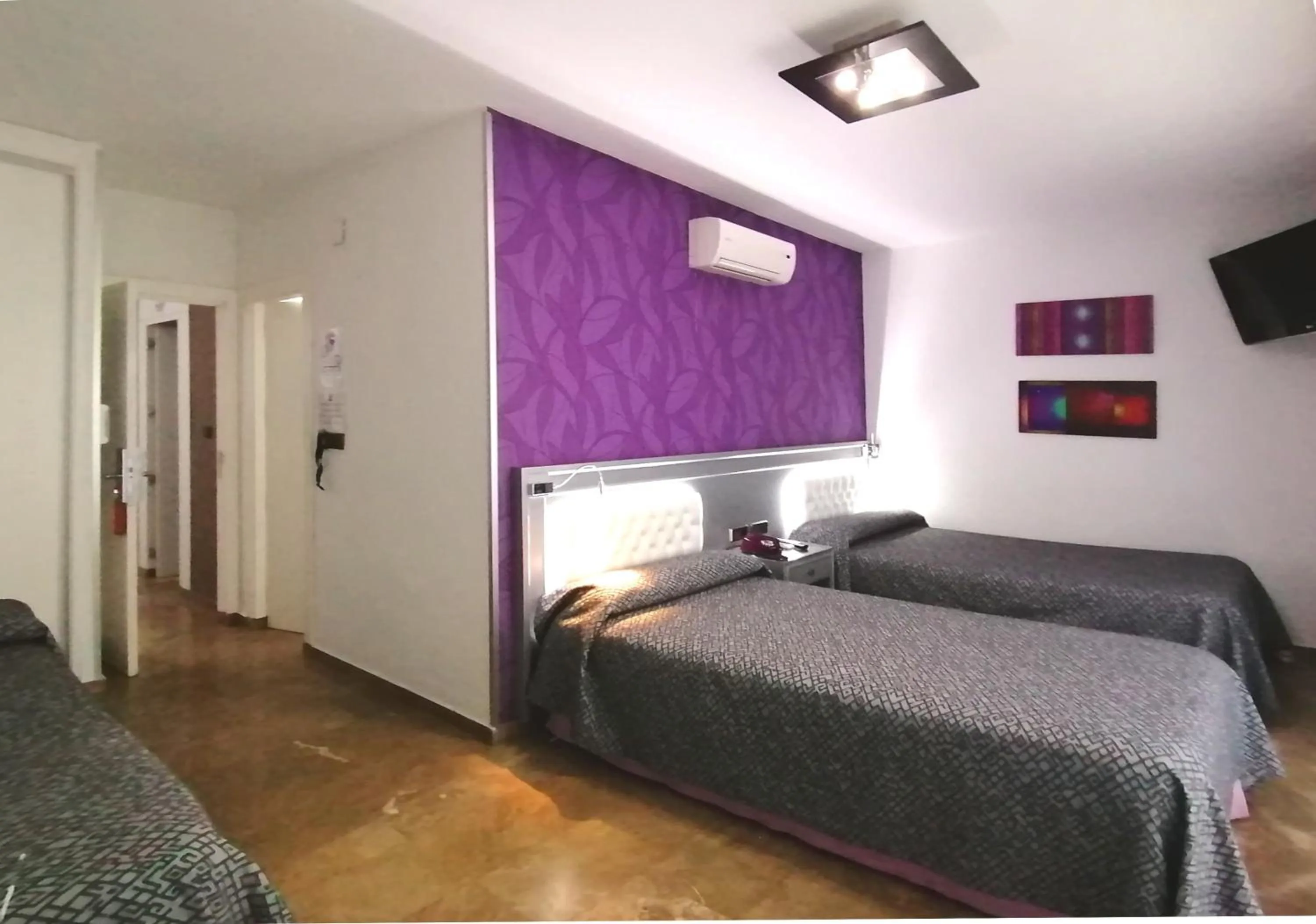 Bed in Hotel Molinos