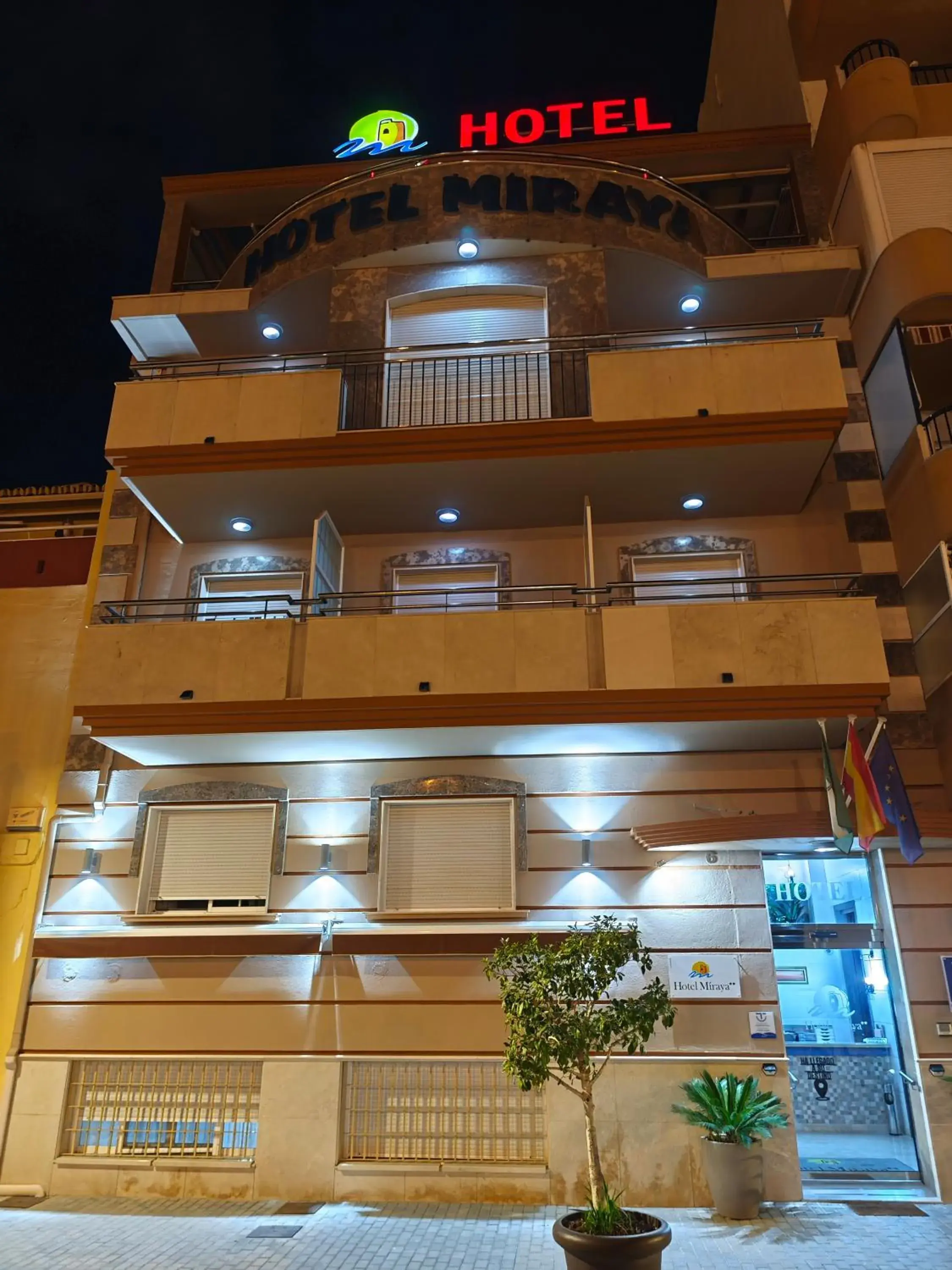 Facade/entrance in Hotel Miraya Beach Facade/entrance in Hotel Miraya Beach