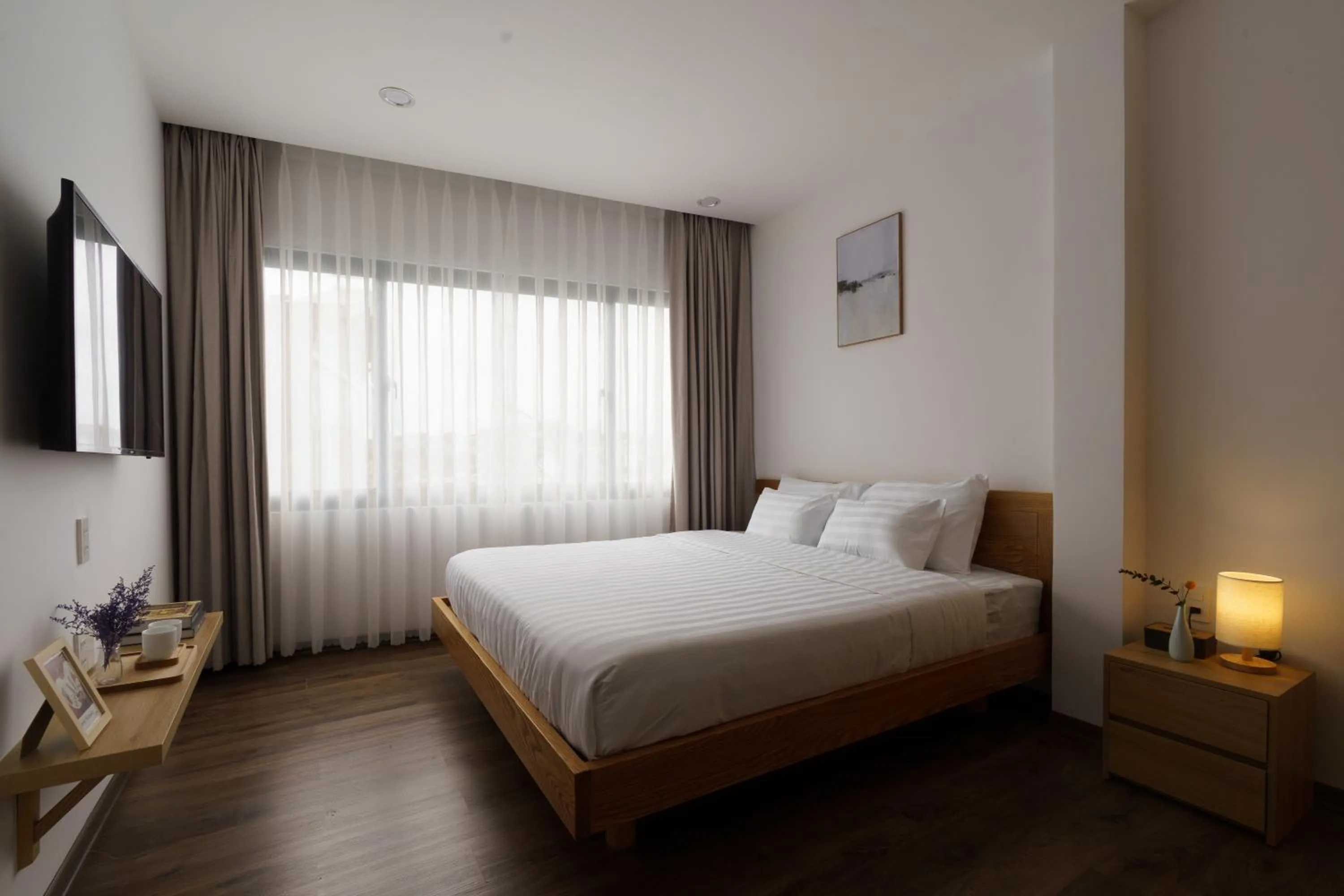 LATA Hotel & Apartments