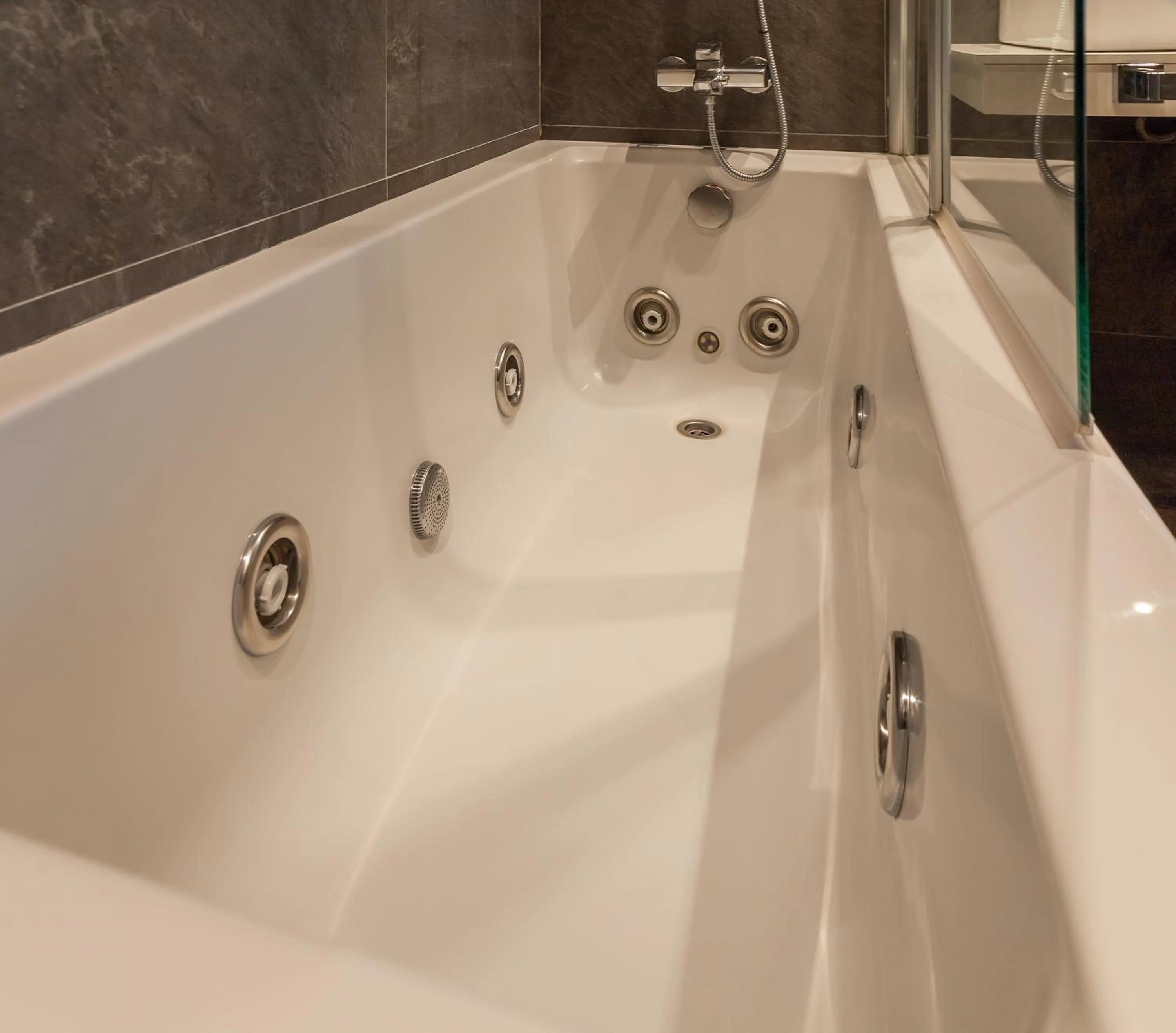 Hot Tub in Hotel Andia