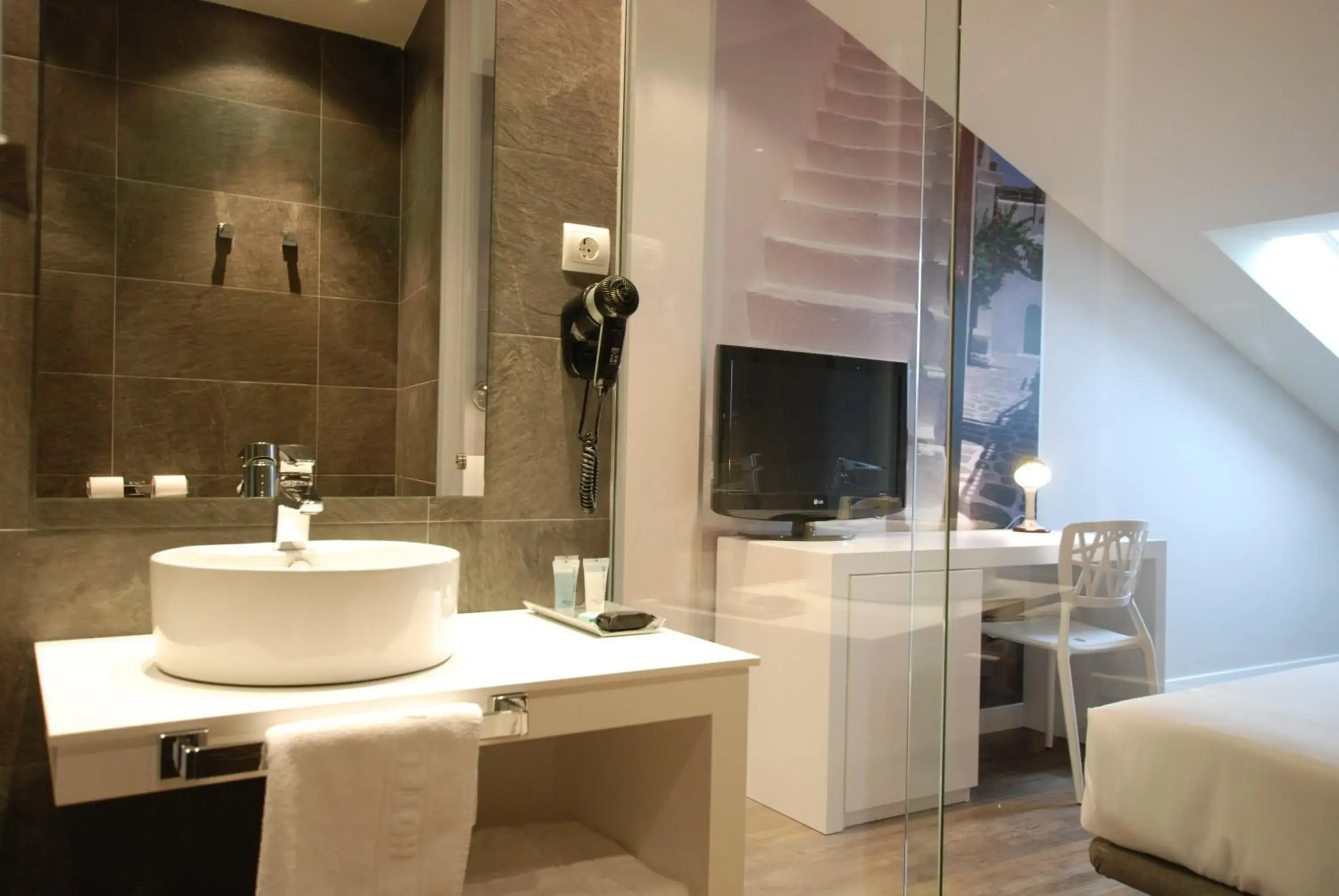 Deluxe Double Room - Attic in Hotel Andia Deluxe Double Room - Attic in Hotel Andia